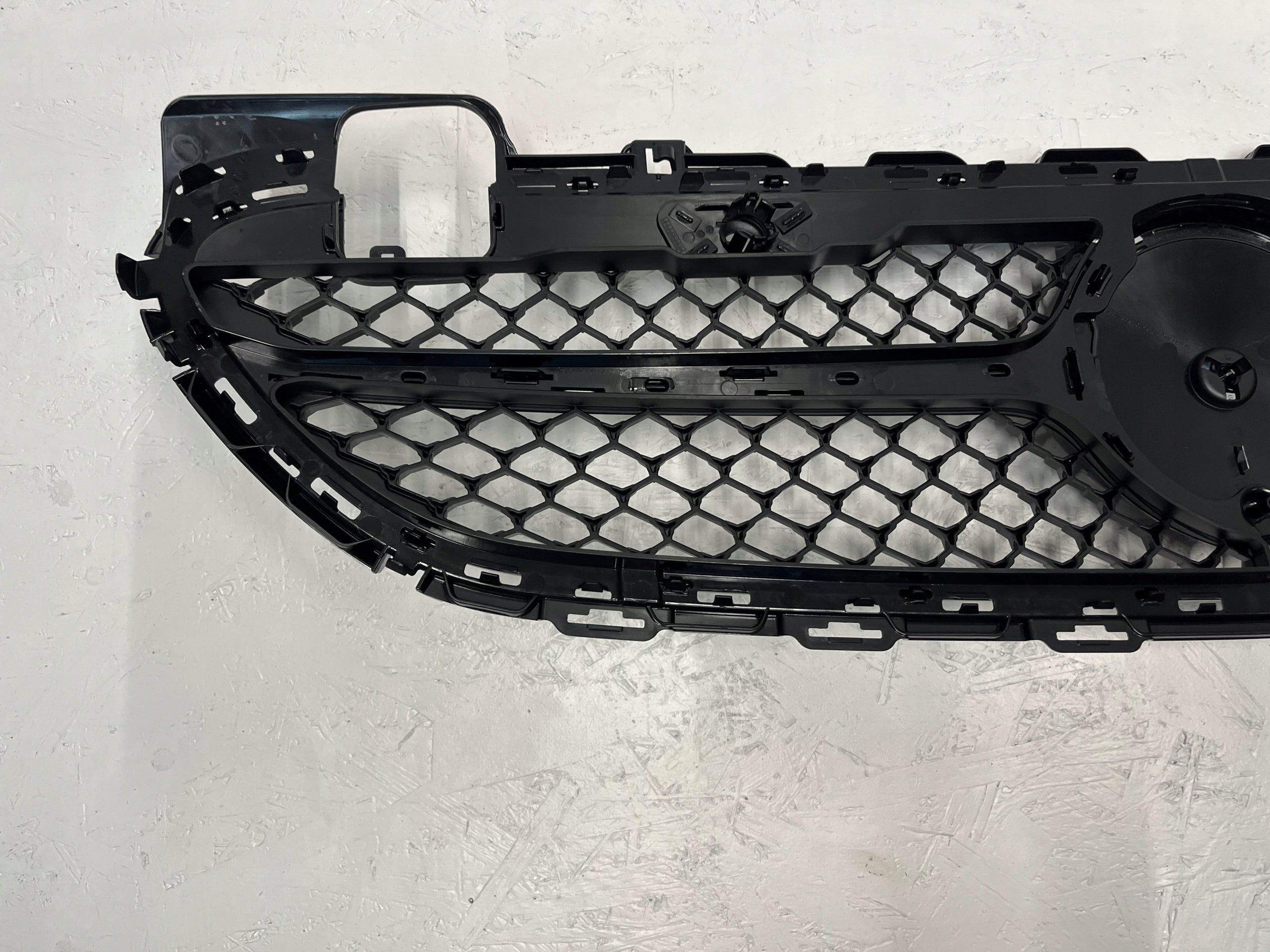 Kühlergrill Mercedes A206 W206 FRONTGRILL A2068882100 Kühlergitter