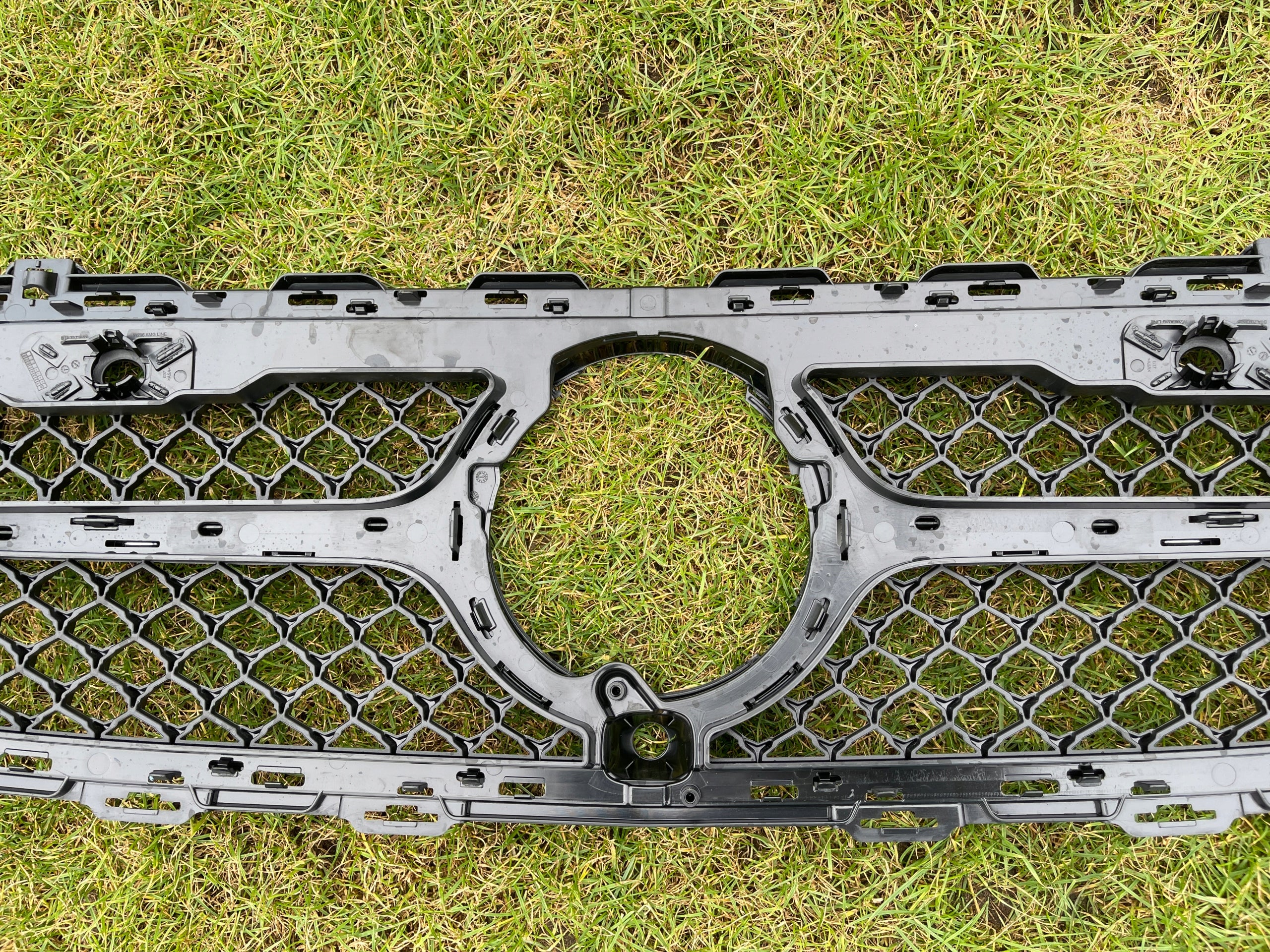 Kühlergrill Mercedes A206 W206 FRONTGRILL A2068882100 Kühlergitter