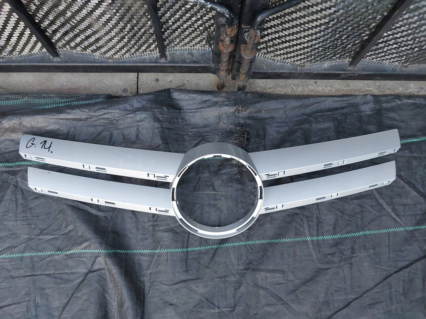 Kühlergrill Mercedes W207 A207 FRONTGRILL A2078880160 Kühlergitter