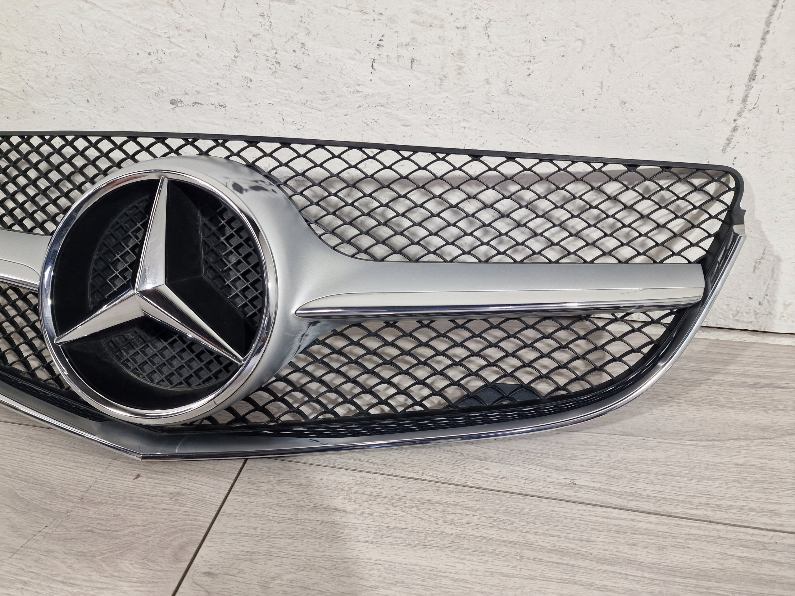 Kühlergrill Mercedes W207 A207 FRONTGRILL A2078802483 Kühlergitter