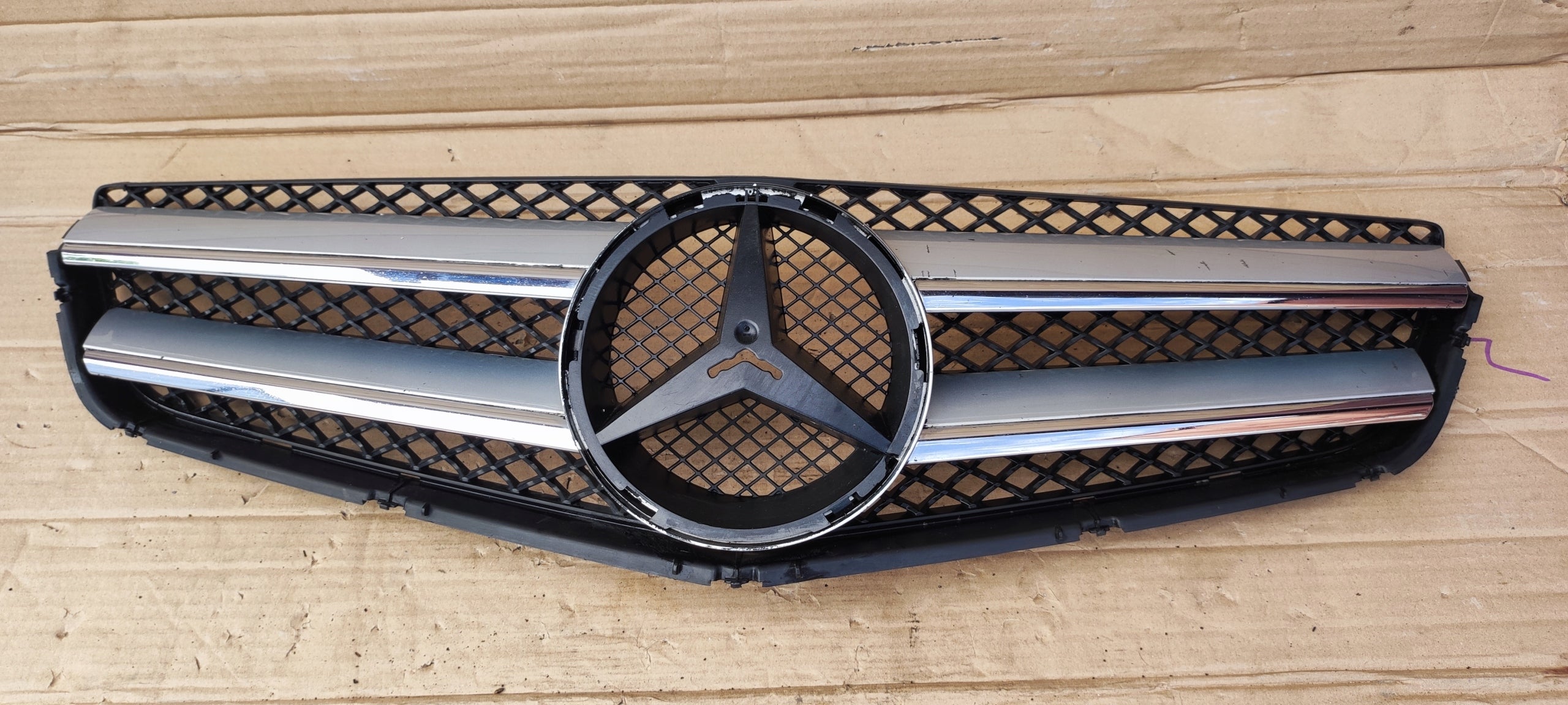  Kühlergrill Mercedes W207 C207 A207 FRONTGRILL A2078880283 Kühlergitter product image