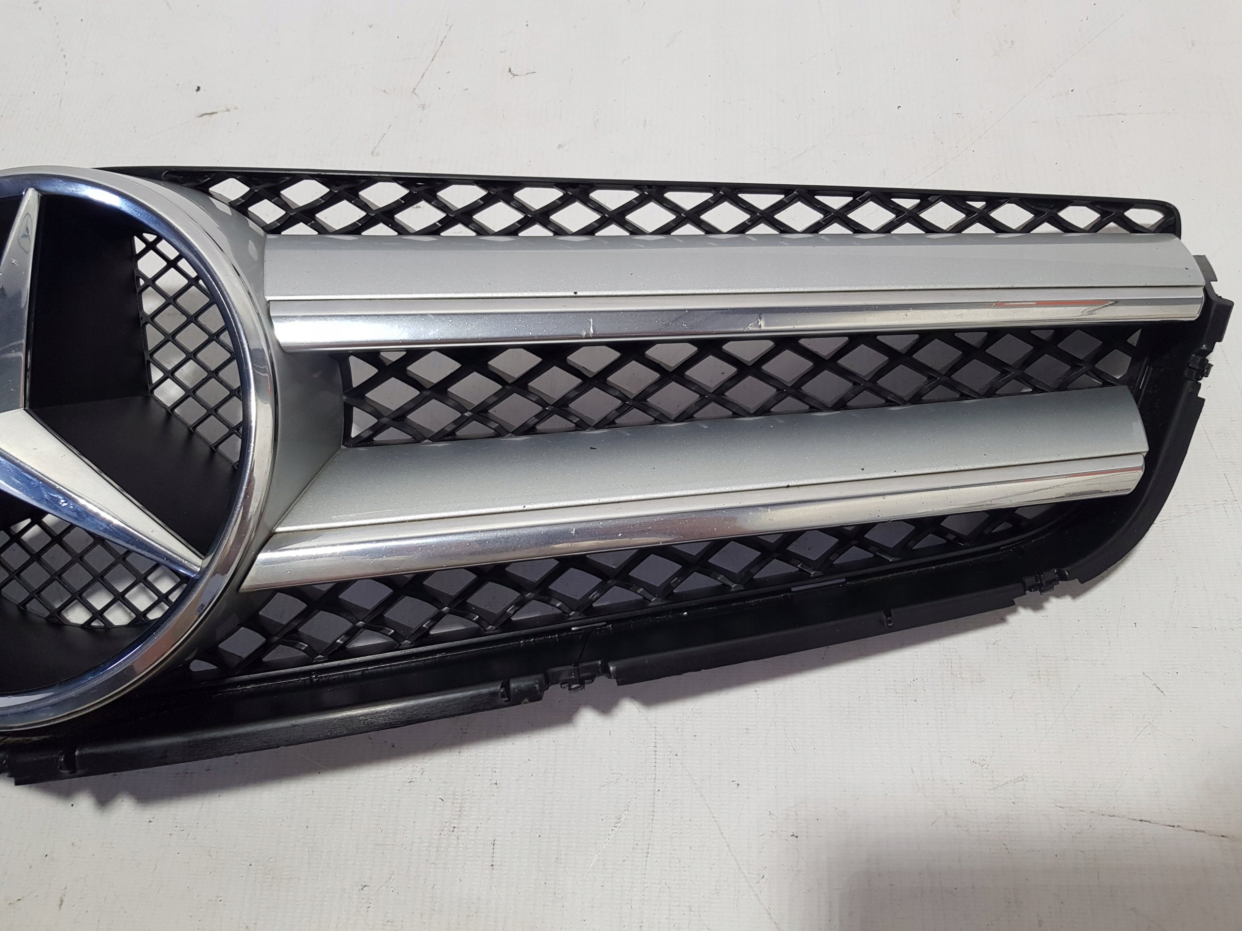 Kühlergrill Mercedes W207 A207 C207 FRONTGRILL A2078880283 Kühlergitter