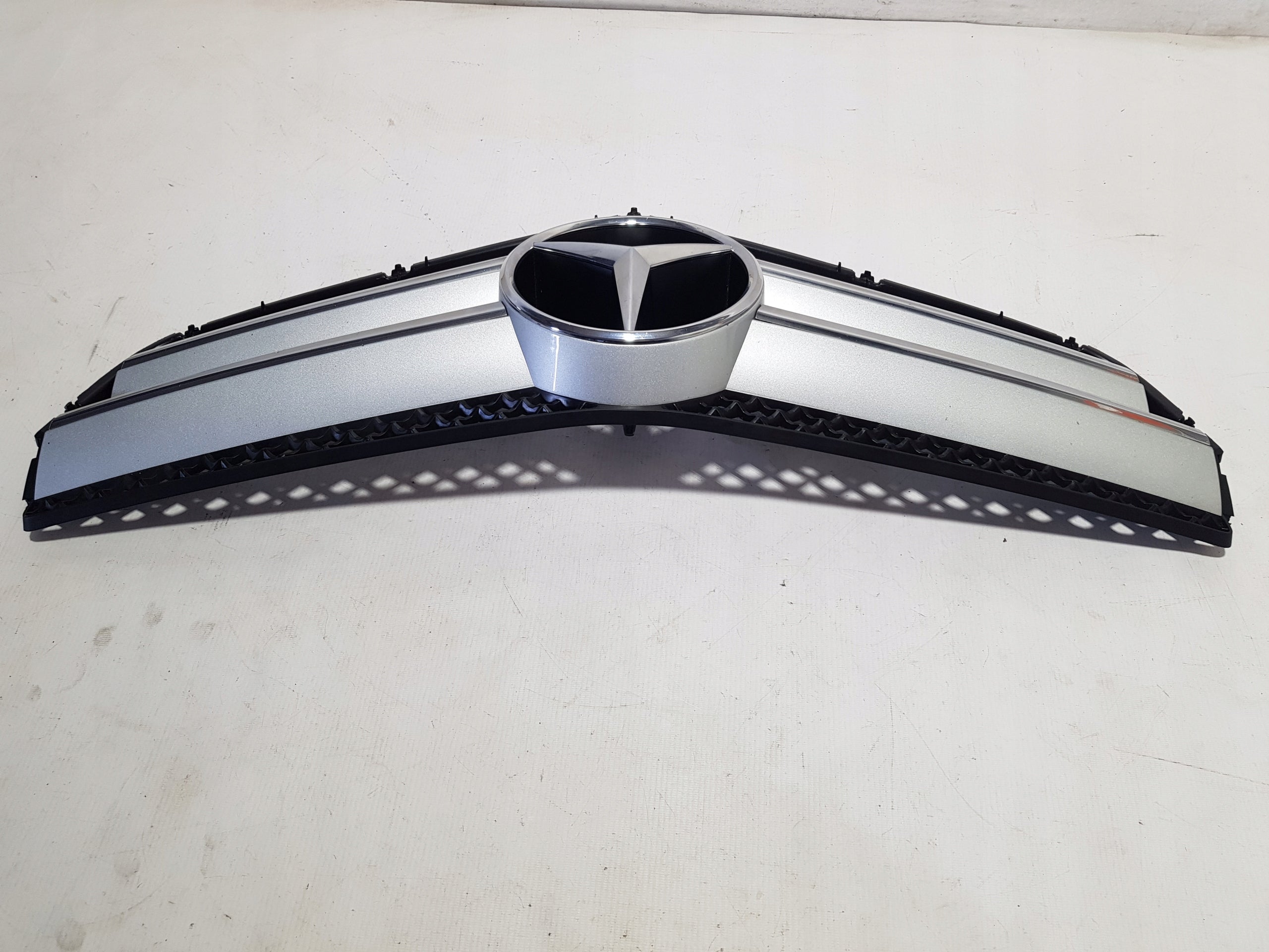 Kühlergrill Mercedes W207 A207 C207 FRONTGRILL A2078880283 Kühlergitter