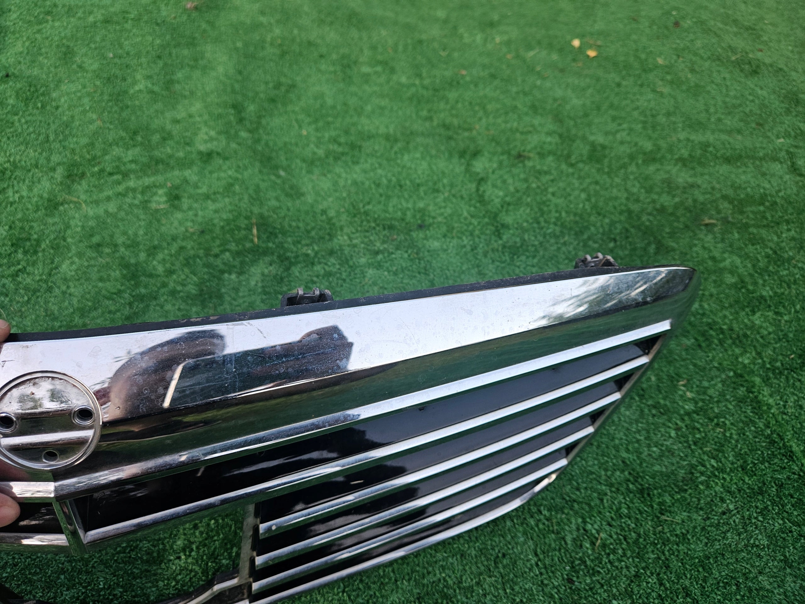 Kühlergrill Mercedes W211 FRONTGRILL A2118801883 Kühlergitter