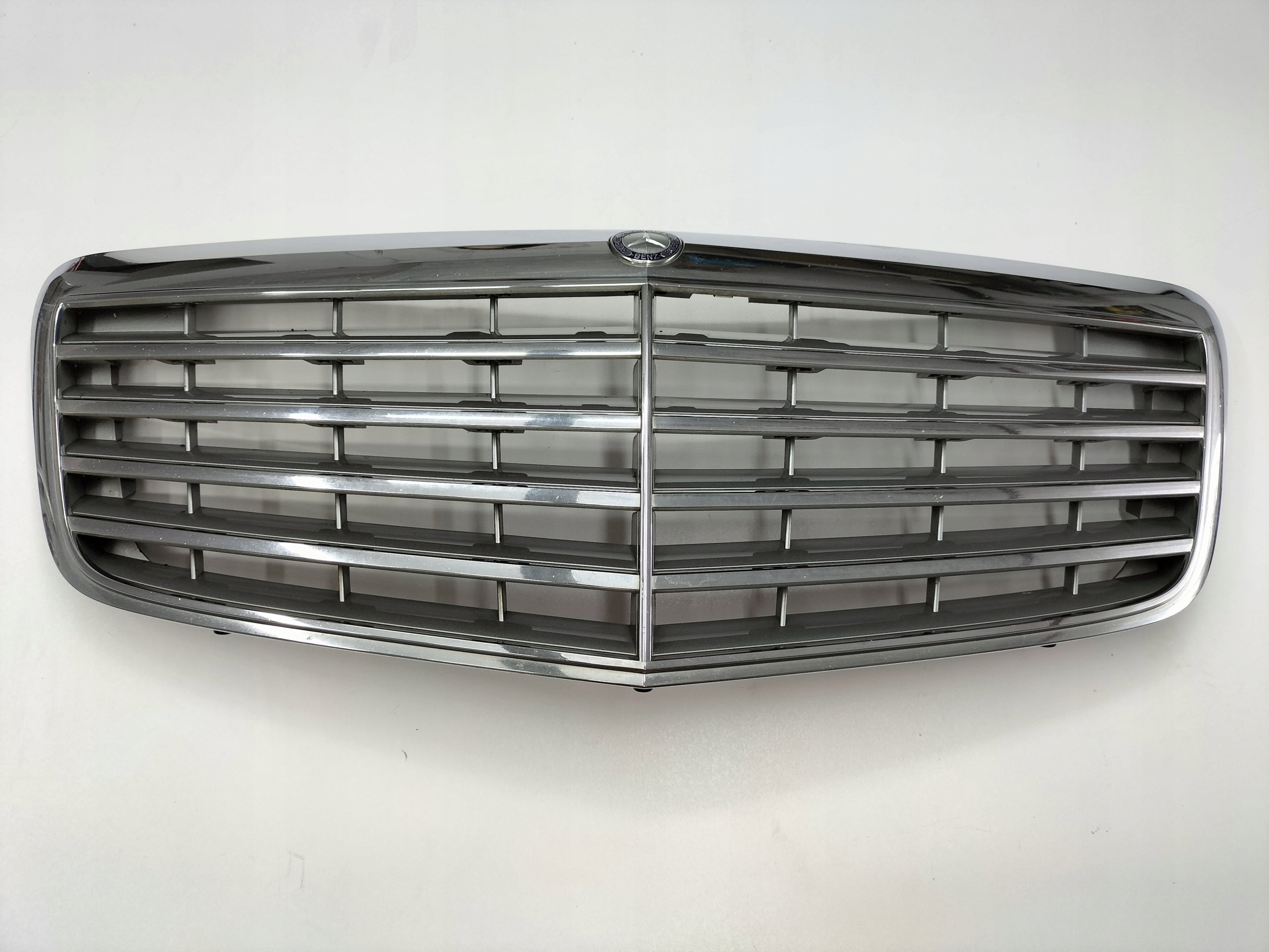 Kühlergrill Mercedes A211 W211 FRONTGRILL A2118801783 Kühlergitter