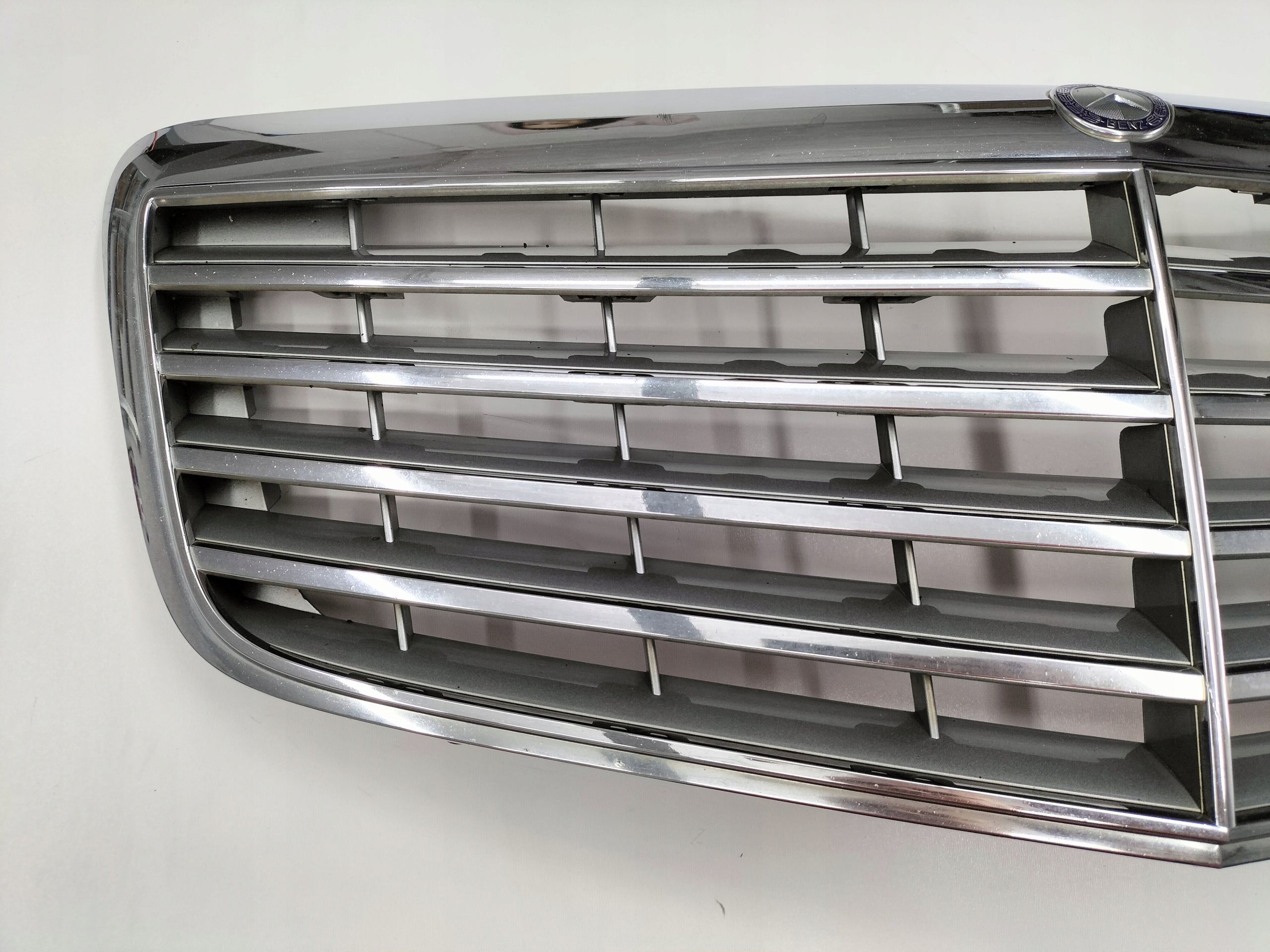 Kühlergrill Mercedes A211 W211 FRONTGRILL A2118801783 Kühlergitter