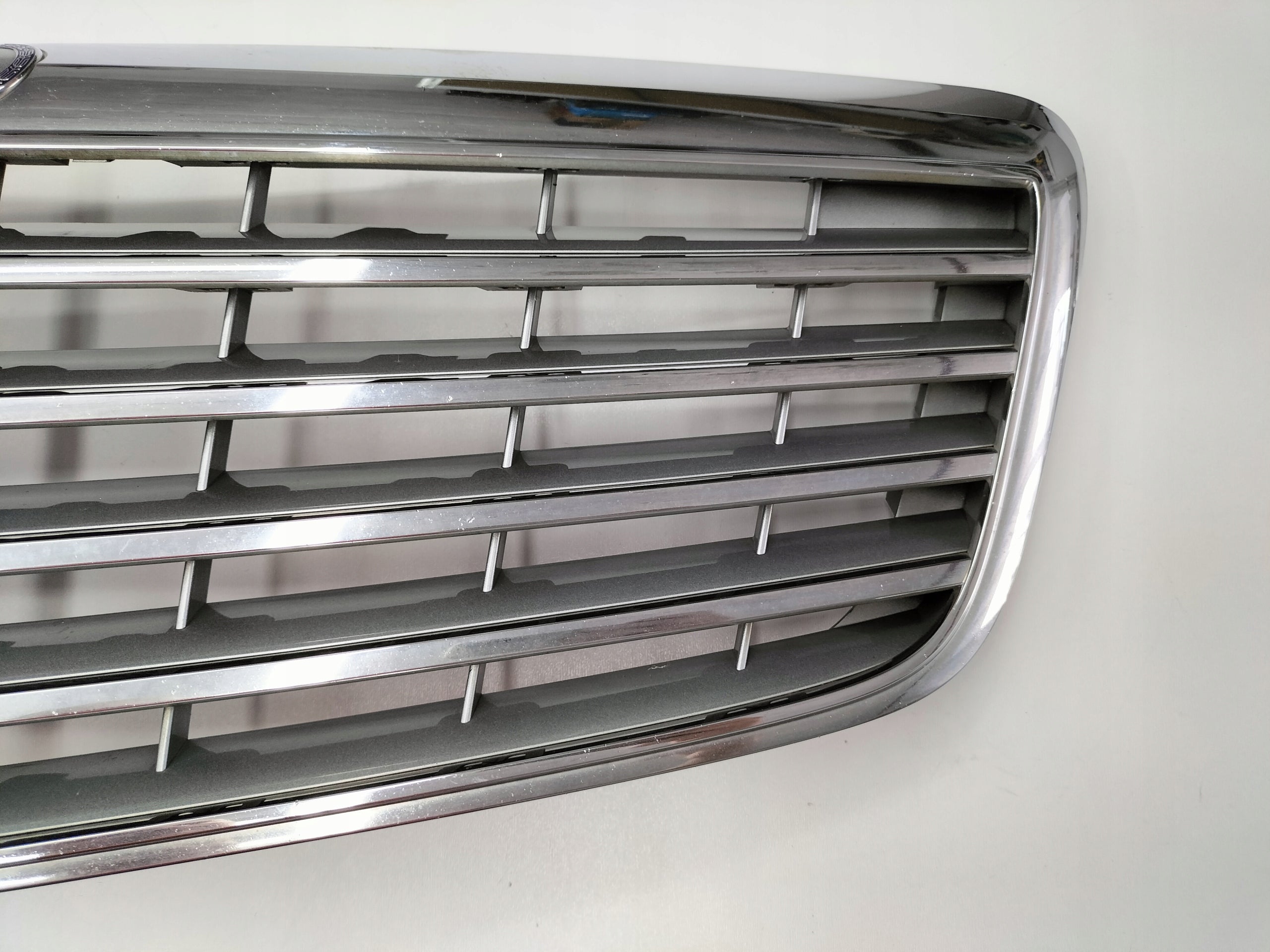 Kühlergrill Mercedes A211 W211 FRONTGRILL A2118801783 Kühlergitter