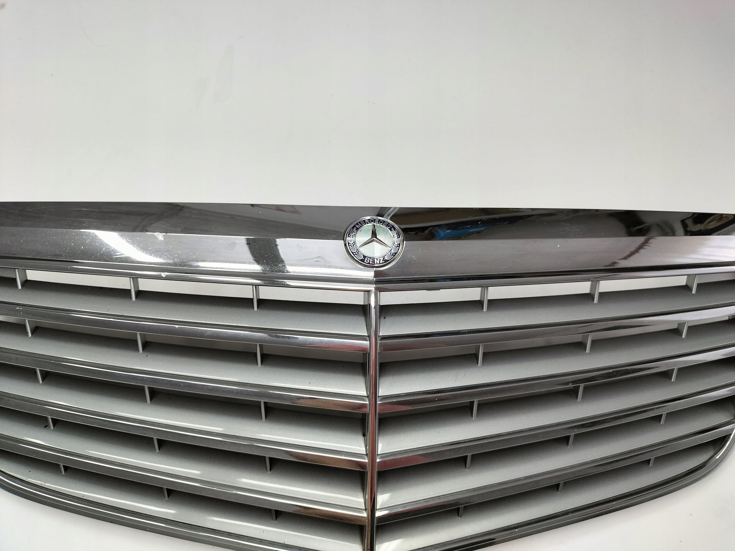 Kühlergrill Mercedes A211 W211 FRONTGRILL A2118801783 Kühlergitter