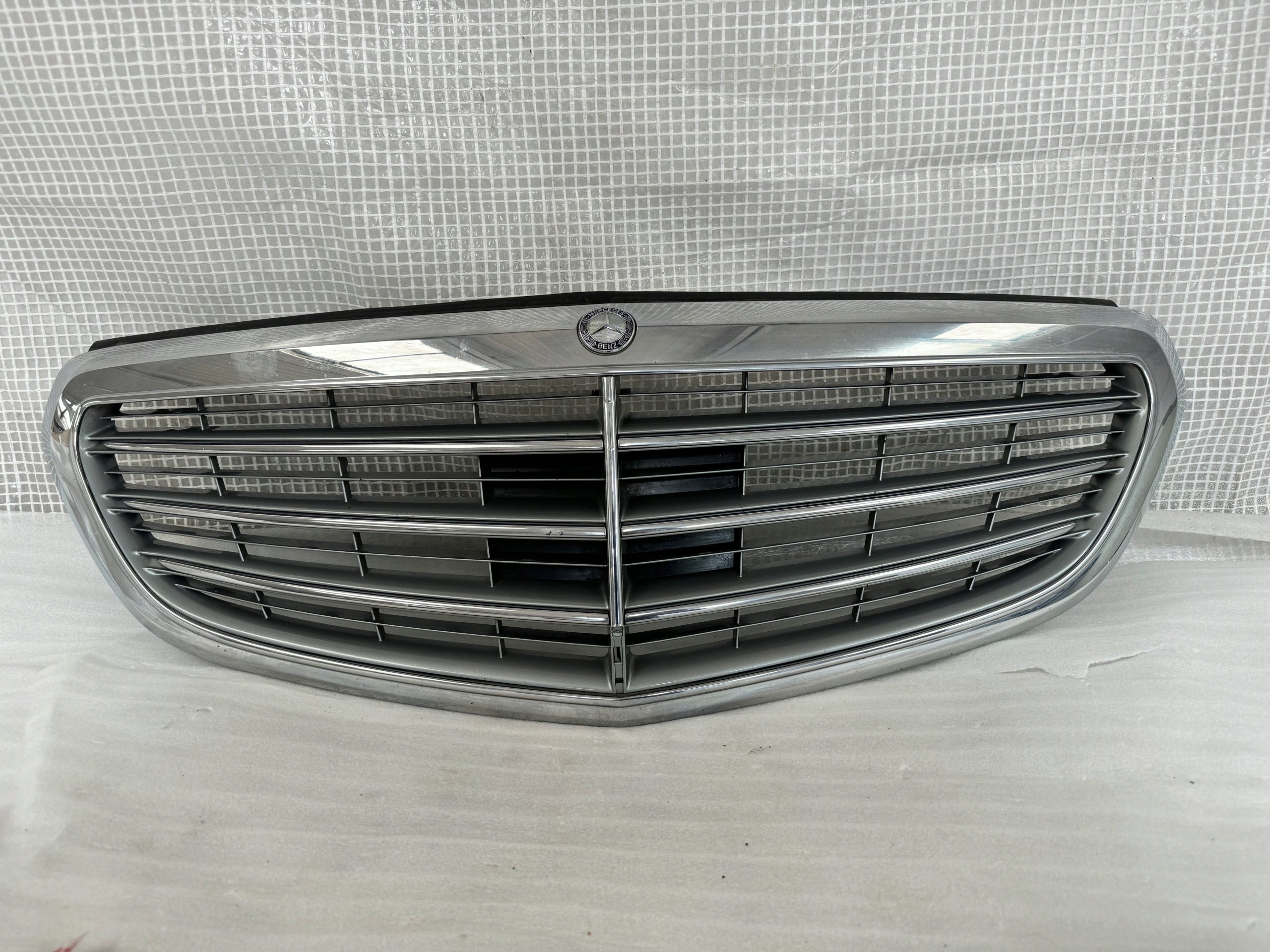 Kühlergrill Mercedes W212 FRONTGRILL A2128801413 Kühlergitter