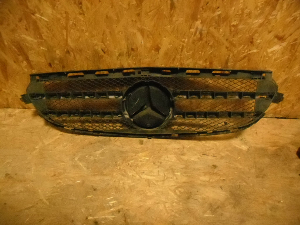 Kühlergrill Mercedes A212 FRONTGRILL Kühlergitter