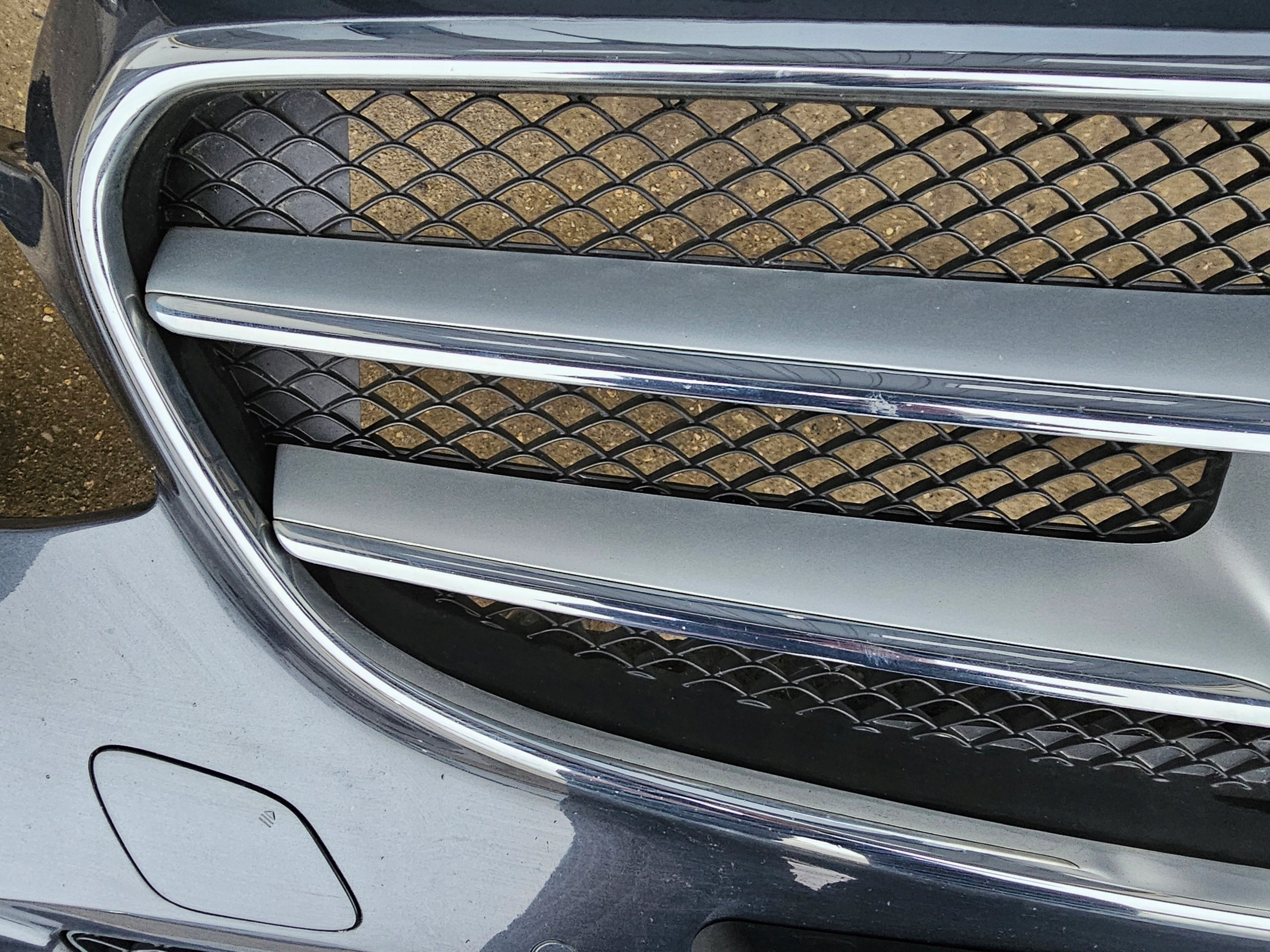 Kühlergrill Mercedes W212 FRONTGRILL A2128850822 Kühlergitter