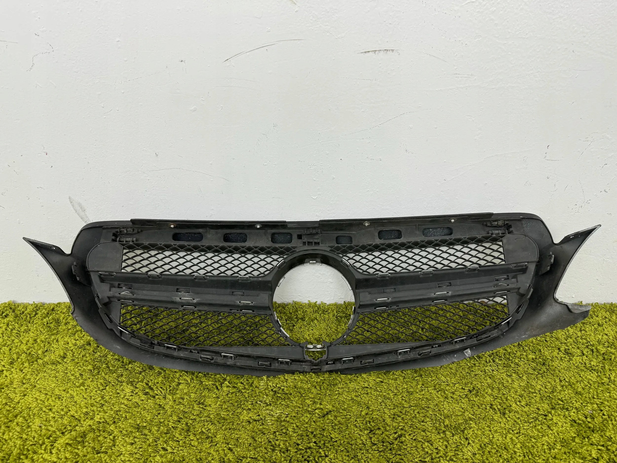 Kühlergrill Mercedes E 212 FRONTGRILL A2128855165 Kühlergitter