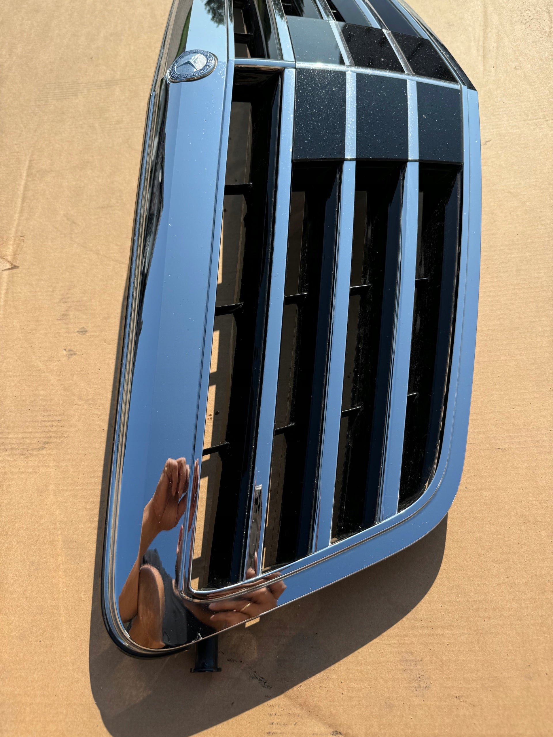 Kühlergrill Mercedes A212 FRONTGRILL A2128800383 Kühlergitter