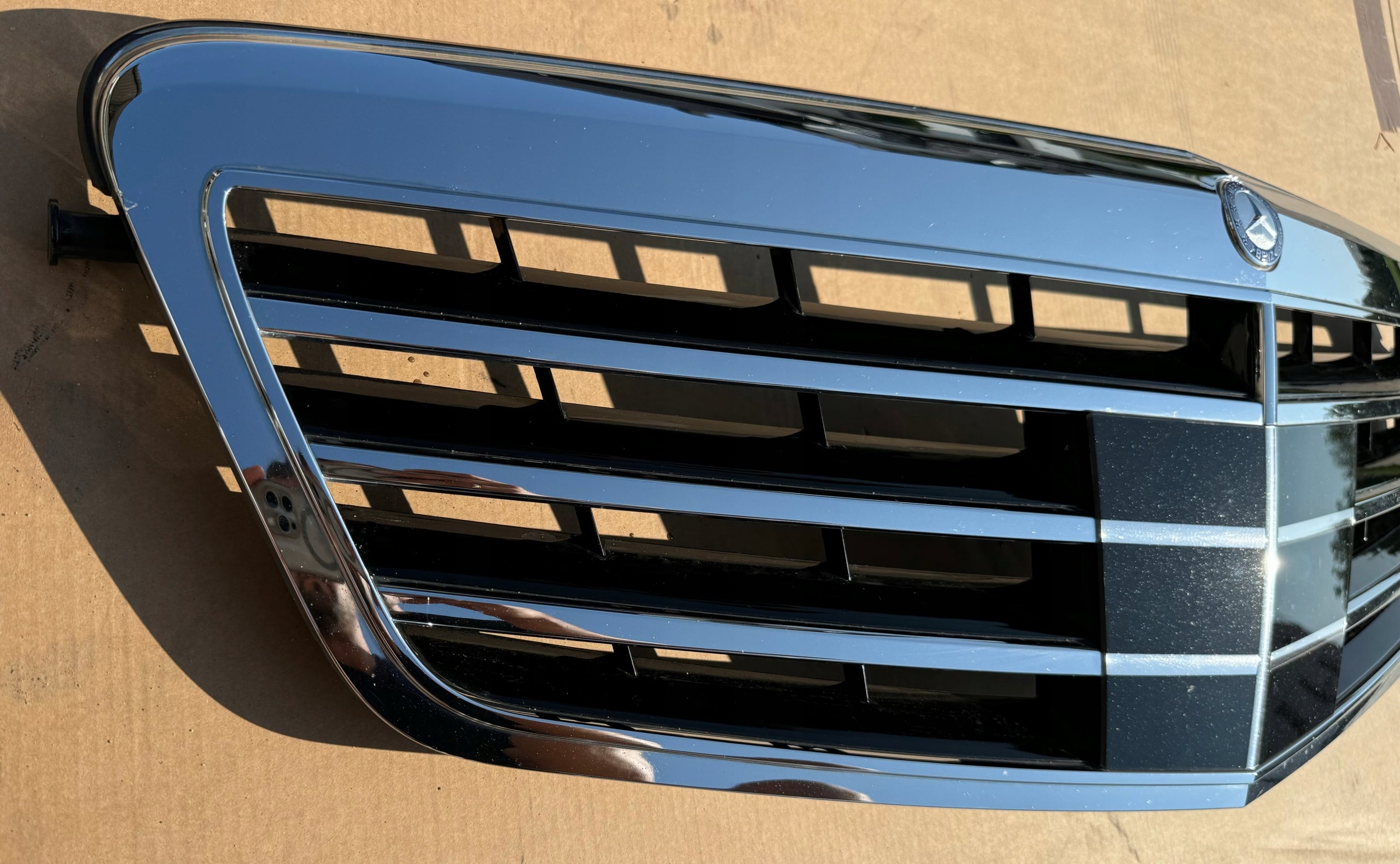 Kühlergrill Mercedes A212 FRONTGRILL A2128800383 Kühlergitter