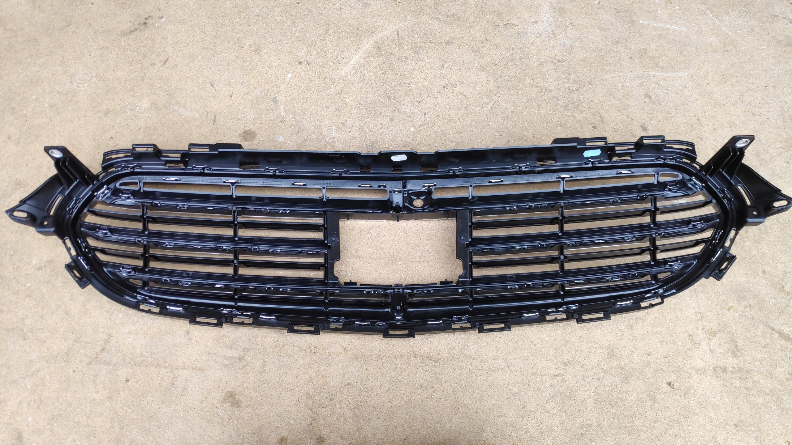 Kühlergrill Mercedes W213 FRONTGRILL A2138800404 Kühlergitter