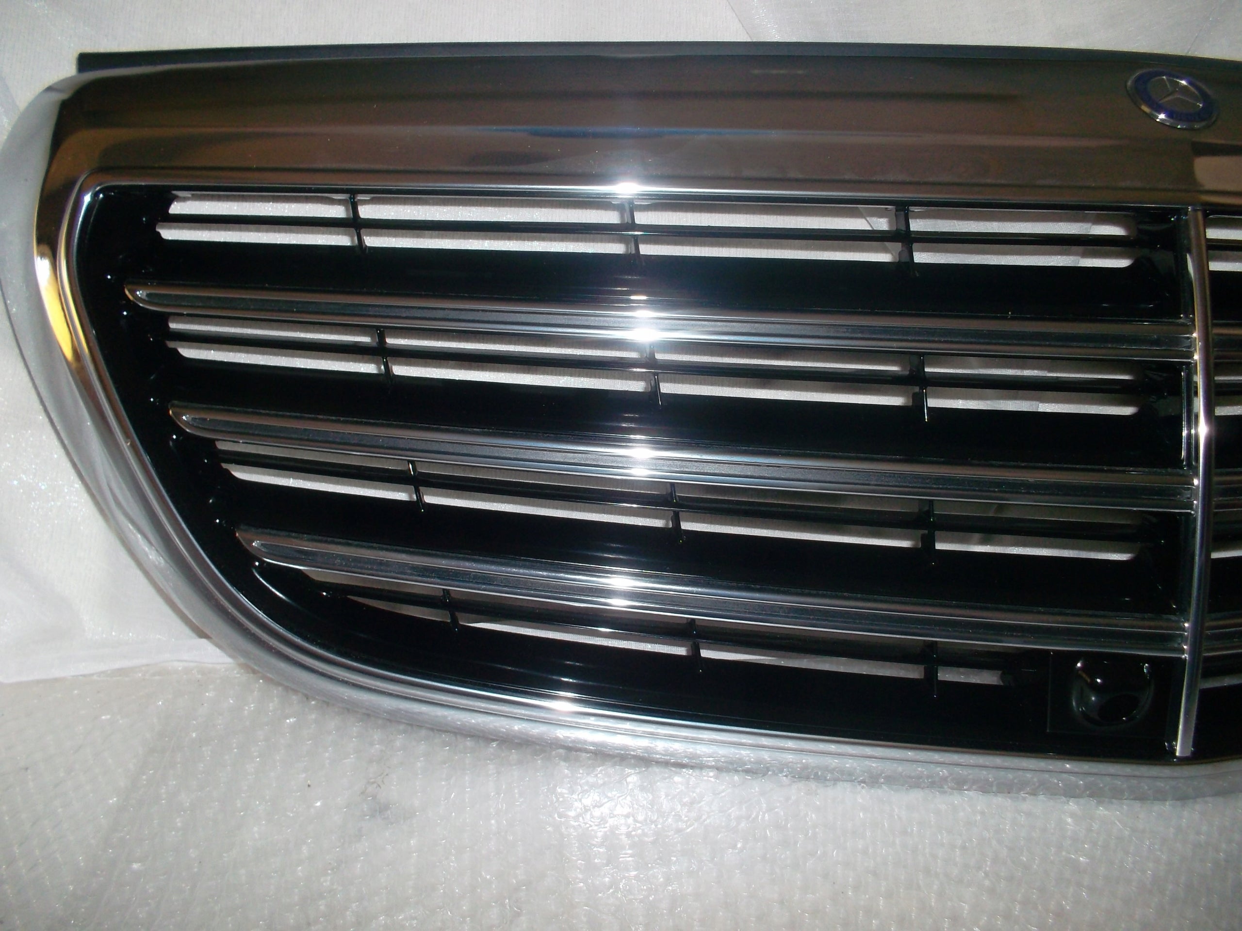 Kühlergrill Mercedes W213 FRONTGRILL A2138800993 Kühlergitter