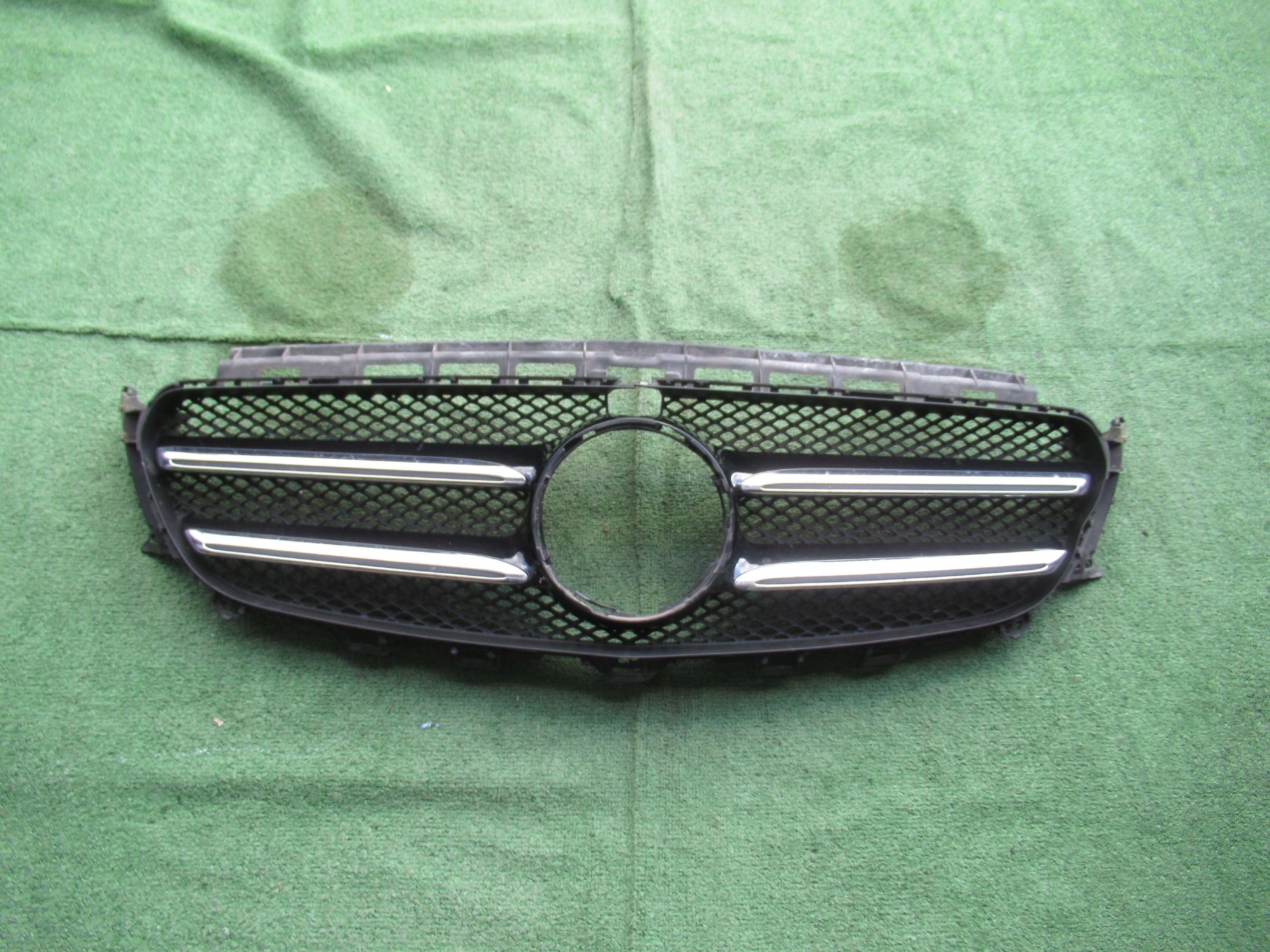 Kühlergrill Mercedes W213 A213 FRONTGRILL A2138880223 Kühlergitter