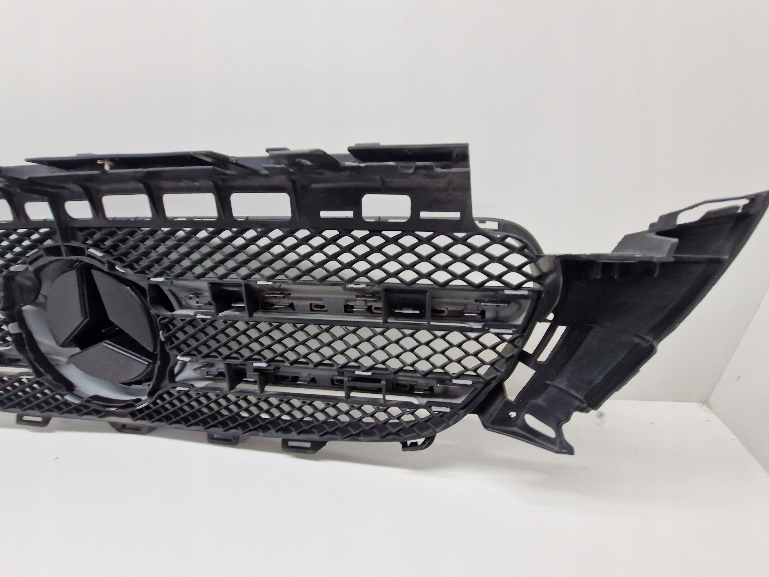 Kühlergrill Mercedes A213 W213 FRONTGRILL A2138880123 Kühlergitter