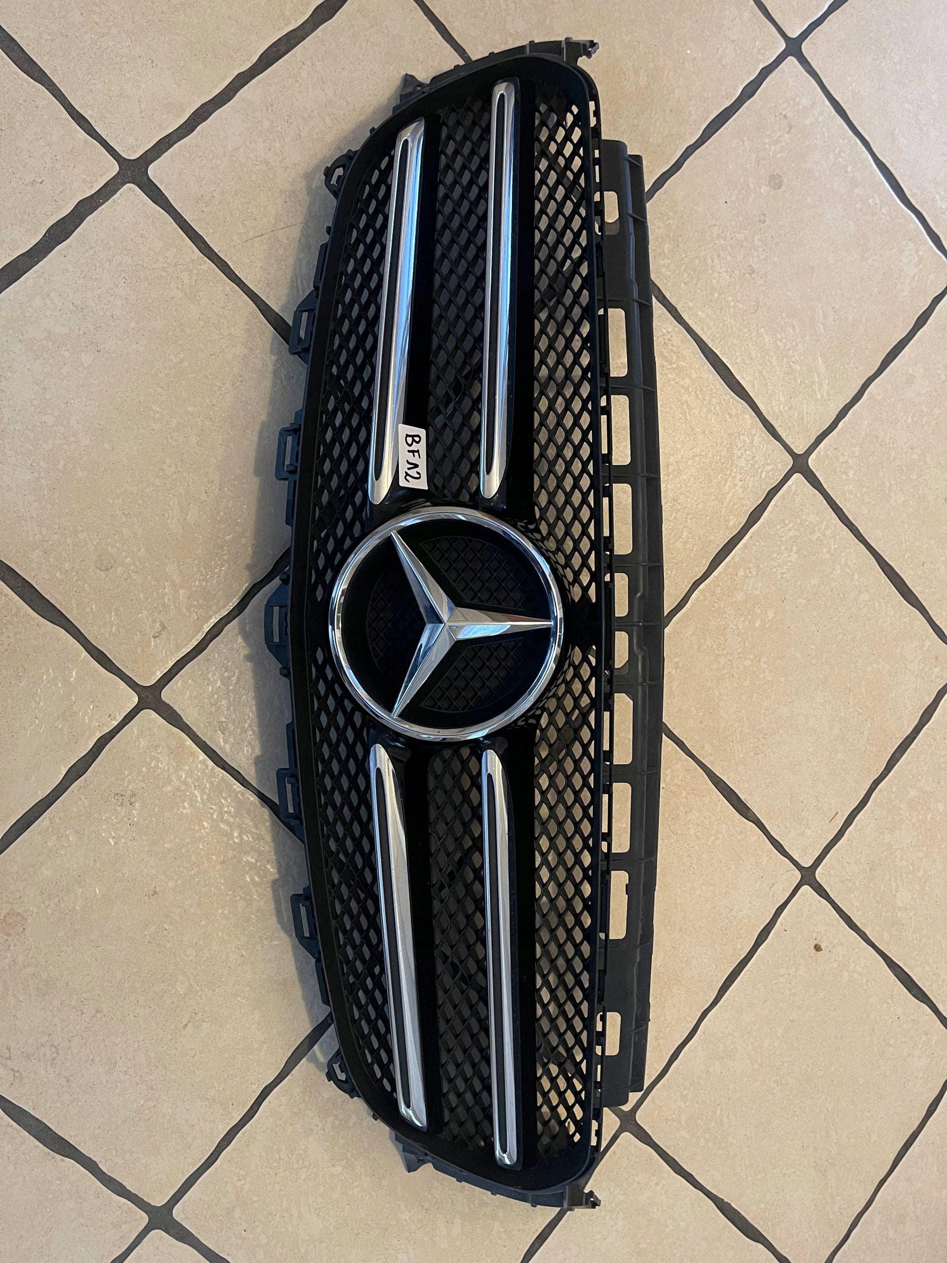  Kühlergrill Mercedes W213 FRONTGRILL Kühlergitter product image