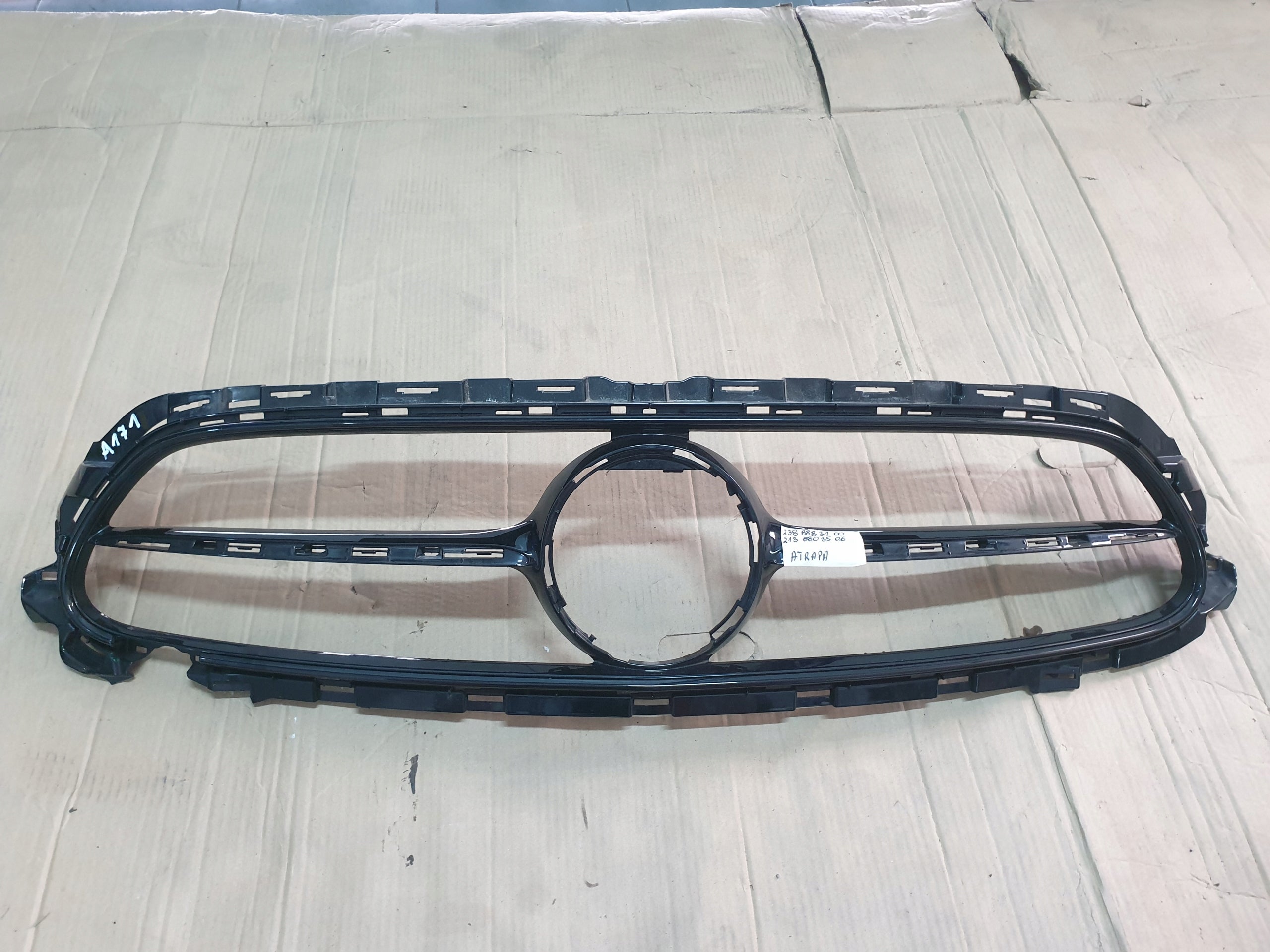 Kühlergrill Mercedes W213 FRONTGRILL A2388883100 Kühlergitter