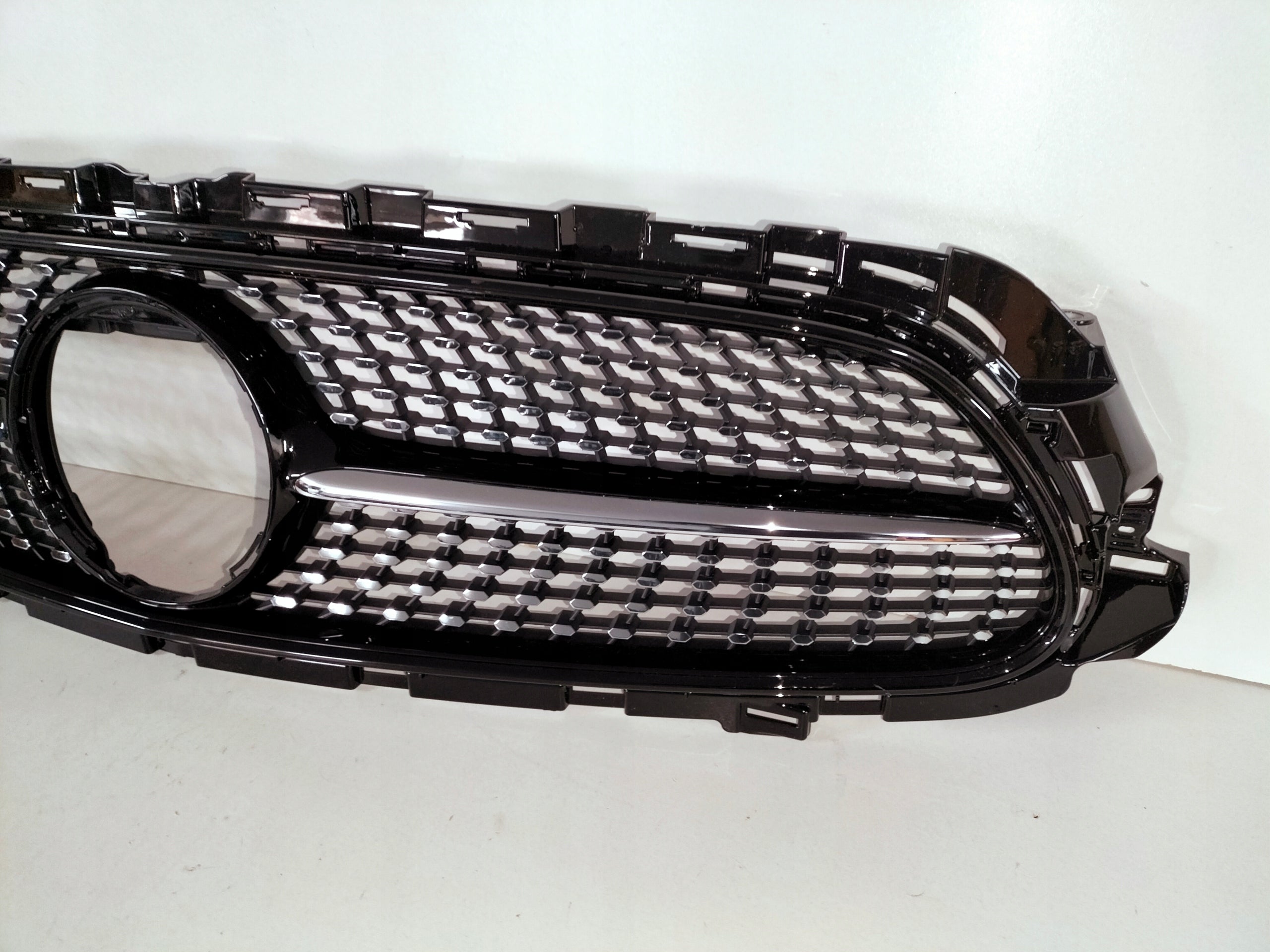 Kühlergrill Mercedes W213 FRONTGRILL A2138803506 Kühlergitter