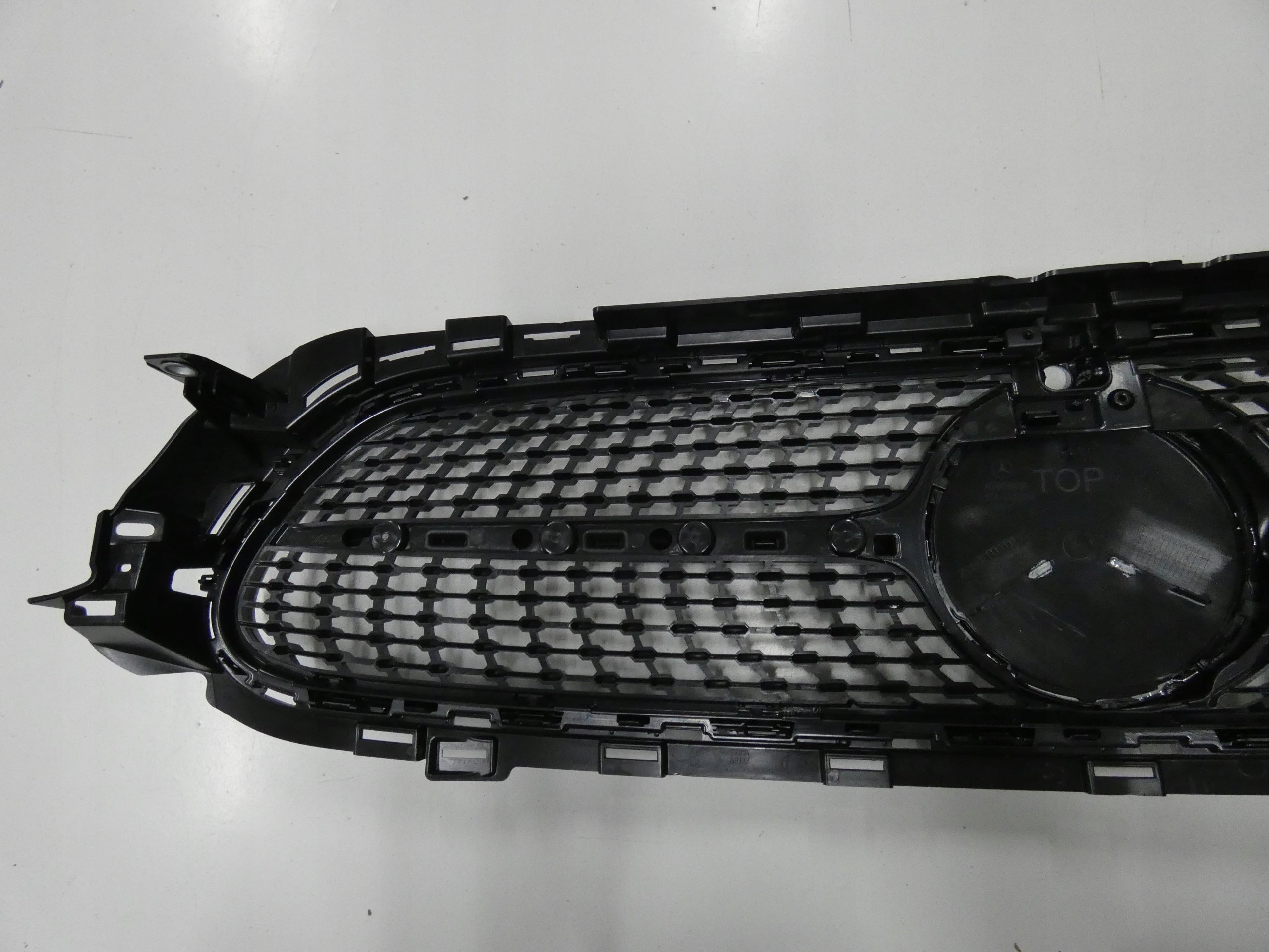 Kühlergrill Mercedes W238 W213 FRONTGRILL A2388883100 Kühlergitter