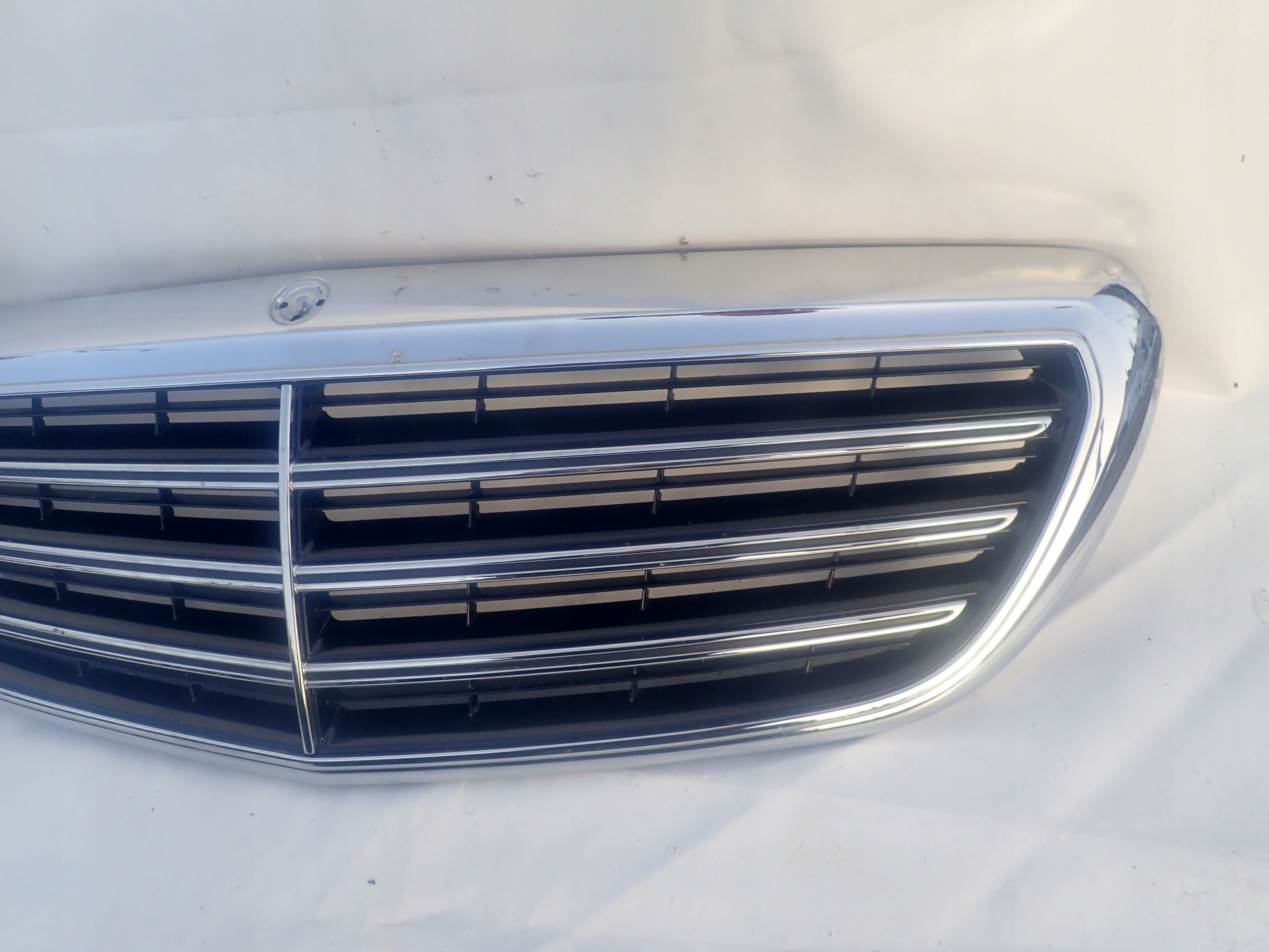 Kühlergrill Mercedes A213 W213 FRONTGRILL A2138800683 Kühlergitter