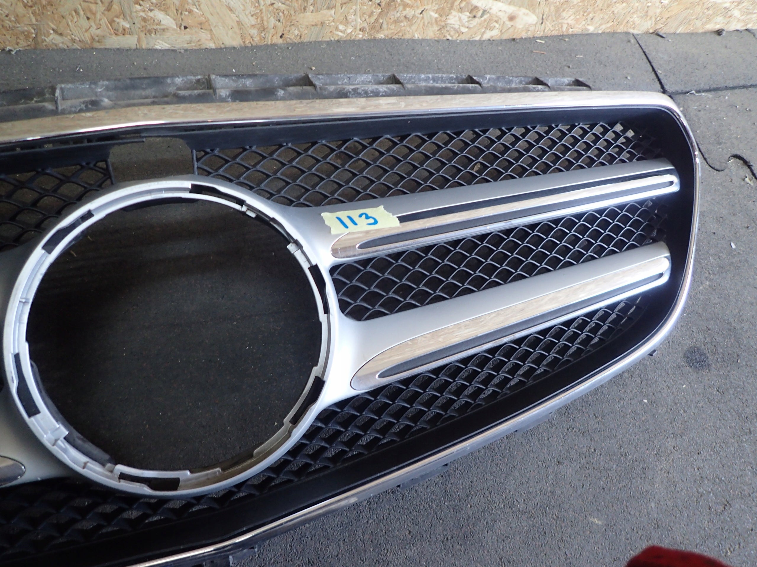 Kühlergrill Mercedes A213 W213 FRONTGRILL A2138880223 Kühlergitter