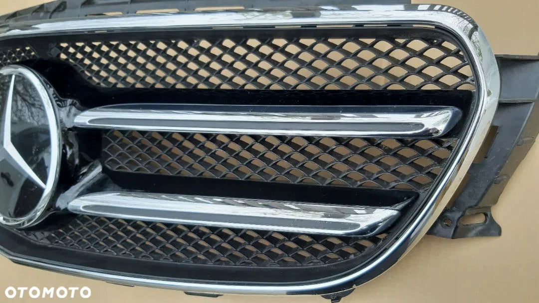 Kühlergrill Mercedes A213 W213 FRONTGRILL A2138880123 Kühlergitter