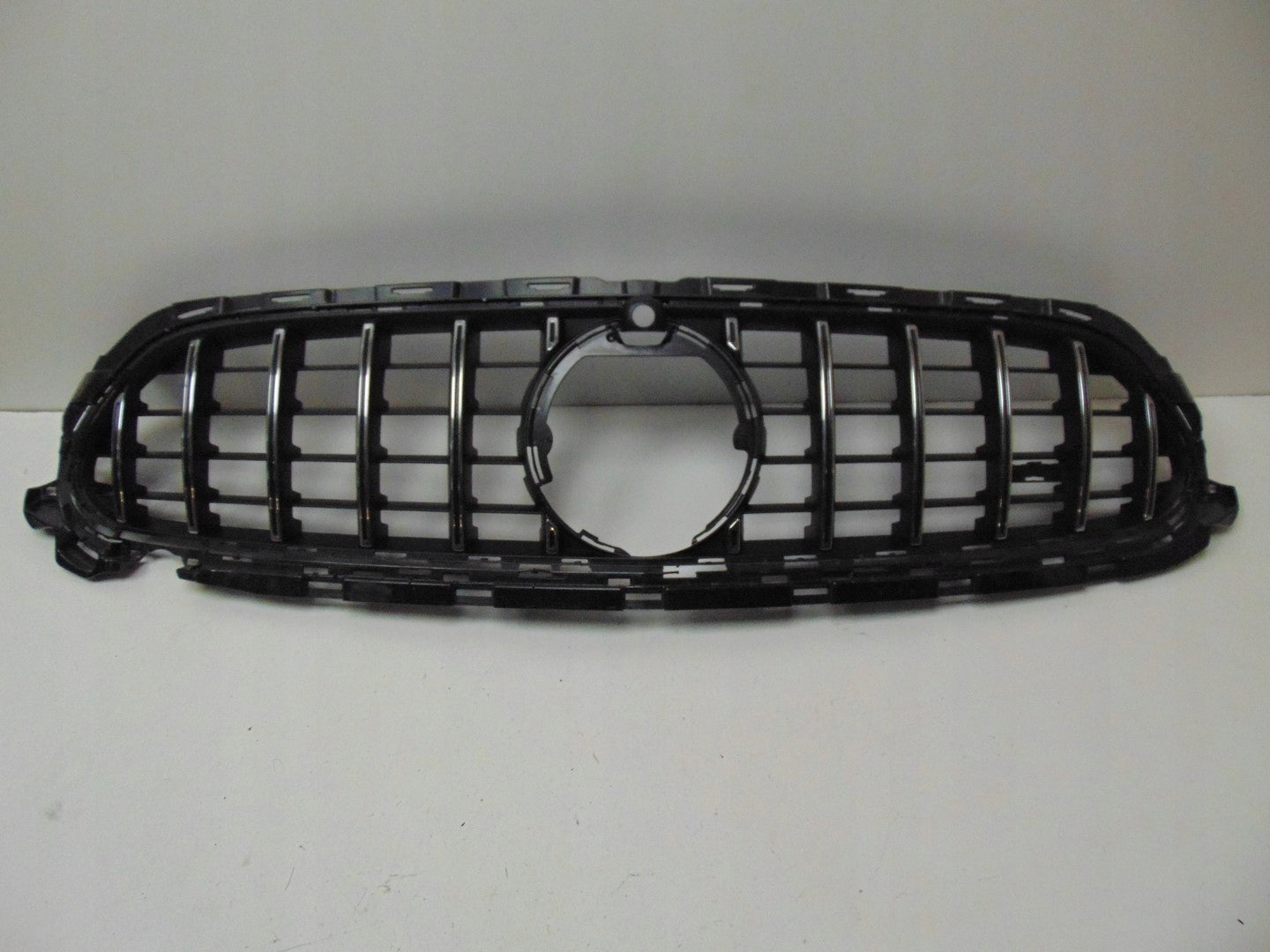  Kühlergrill Mercedes W213 A213 FRONTGRILL A2138886700 Kühlergitter product image