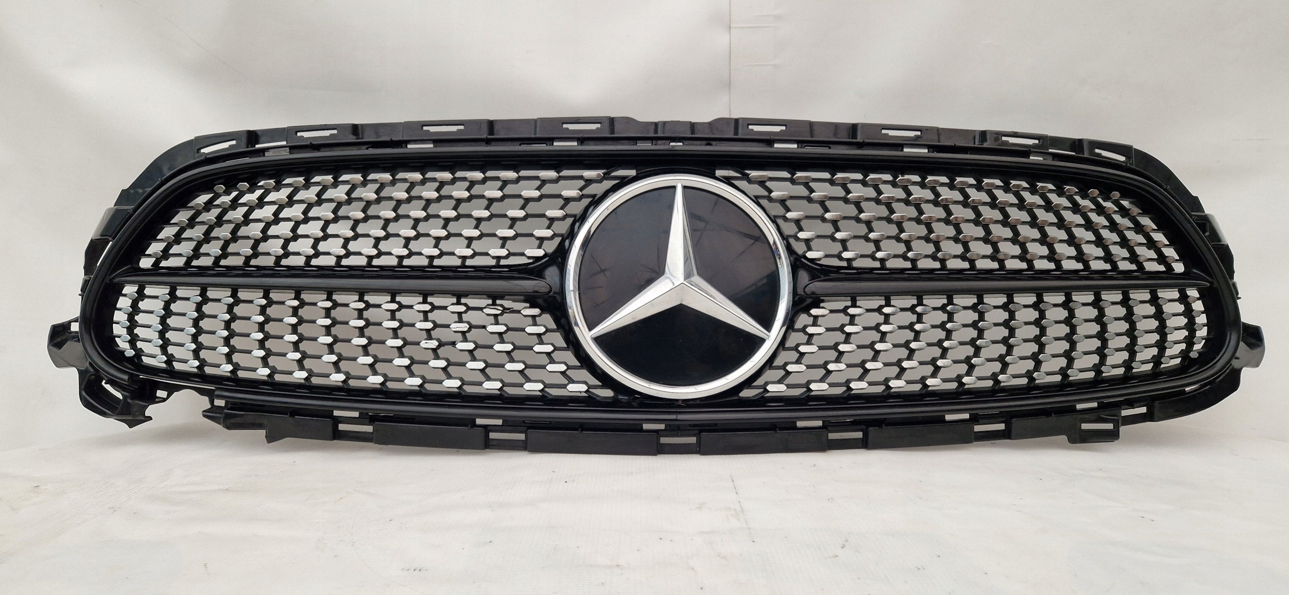 Kühlergrill Mercedes A238 W238 W213 FRONTGRILL A2388882000 Kühlergitter