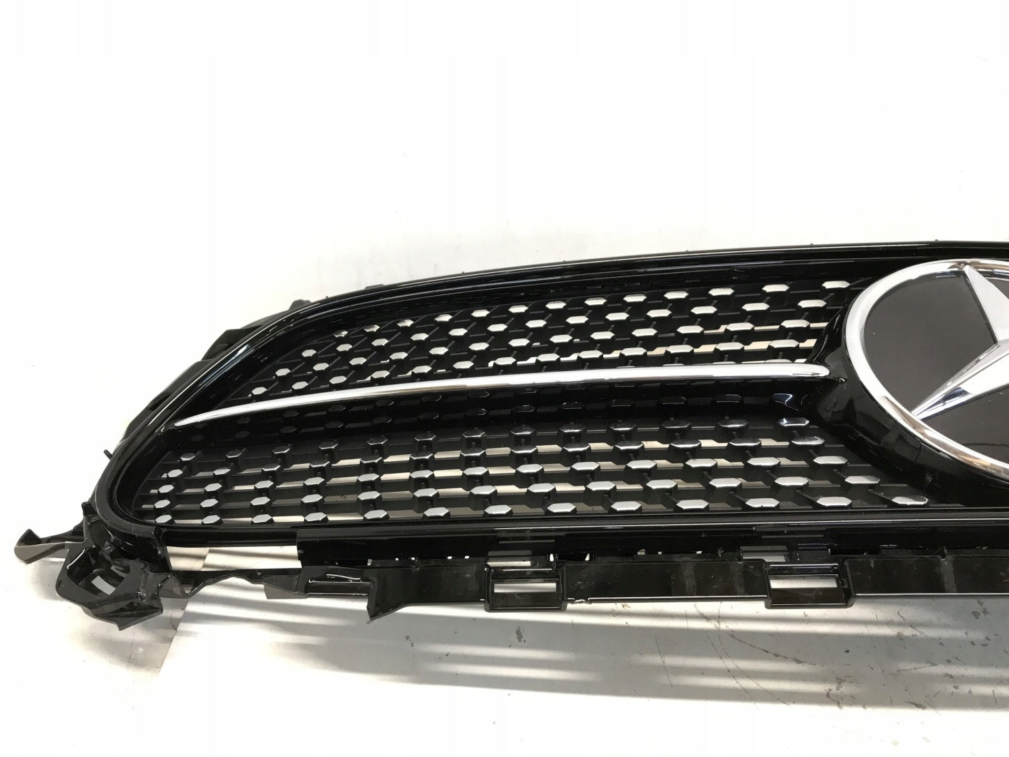 Kühlergrill Mercedes A238 W238 W213 FRONTGRILL A2388883100 Kühlergitter