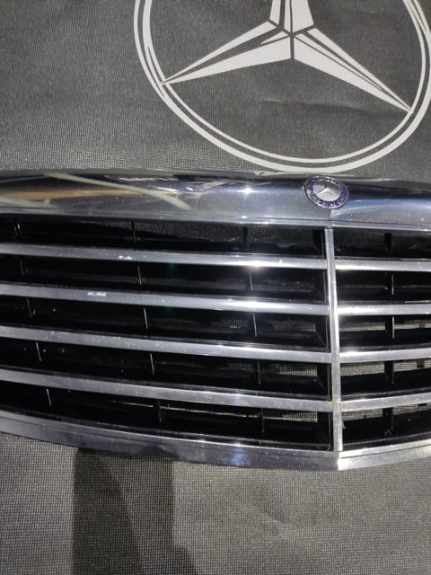 Kühlergrill Mercedes W221 FRONTGRILL A2218808722 Kühlergitter