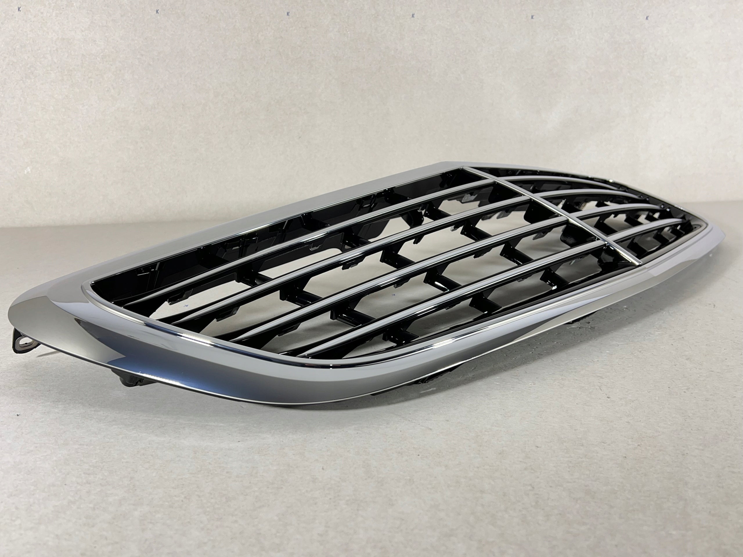 Kühlergrill Mercedes A222 W222 FRONTGRILL A2228800083 Kühlergitter