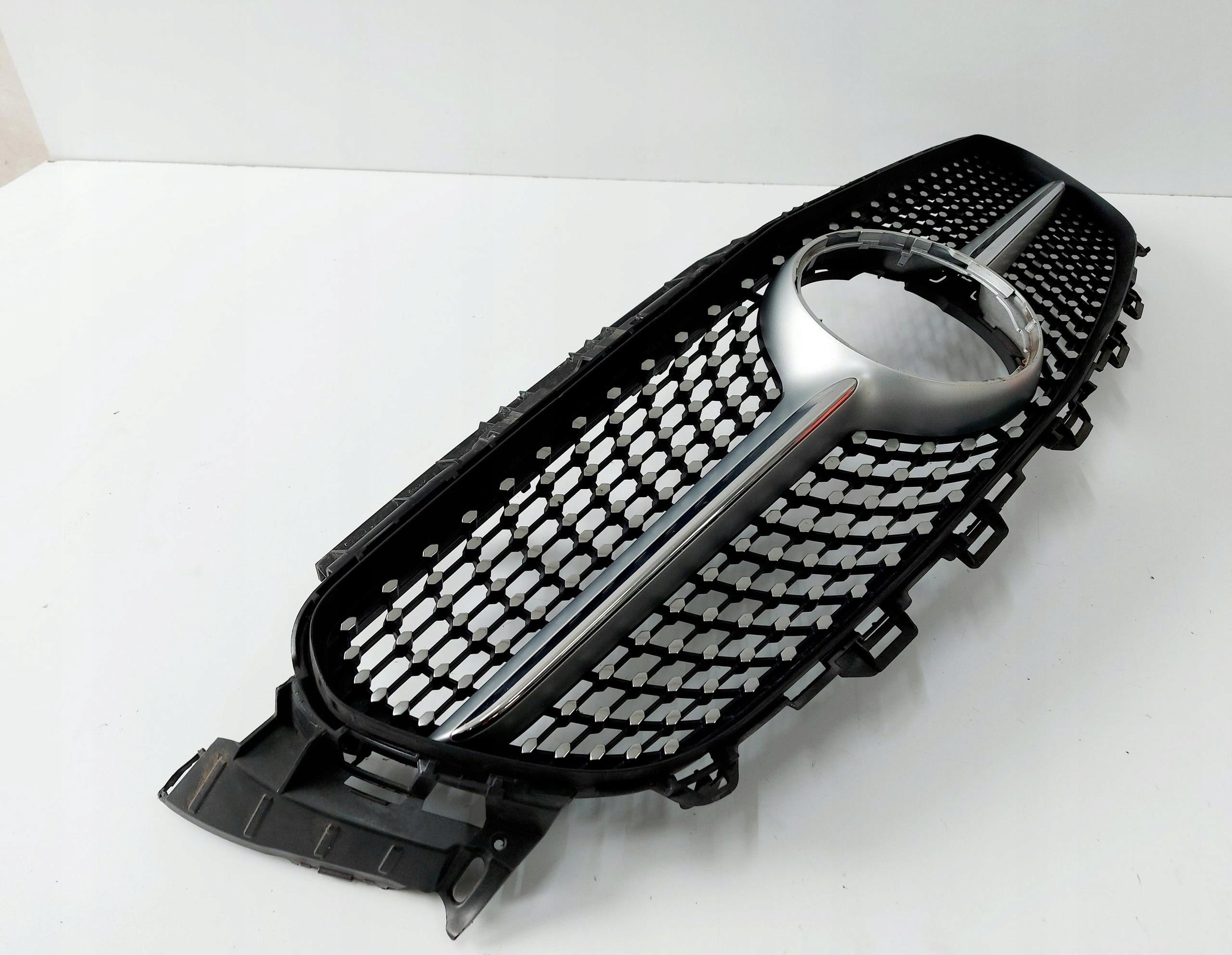 Kühlergrill Mercedes A238 W238 FRONTGRILL A2388880400 Kühlergitter