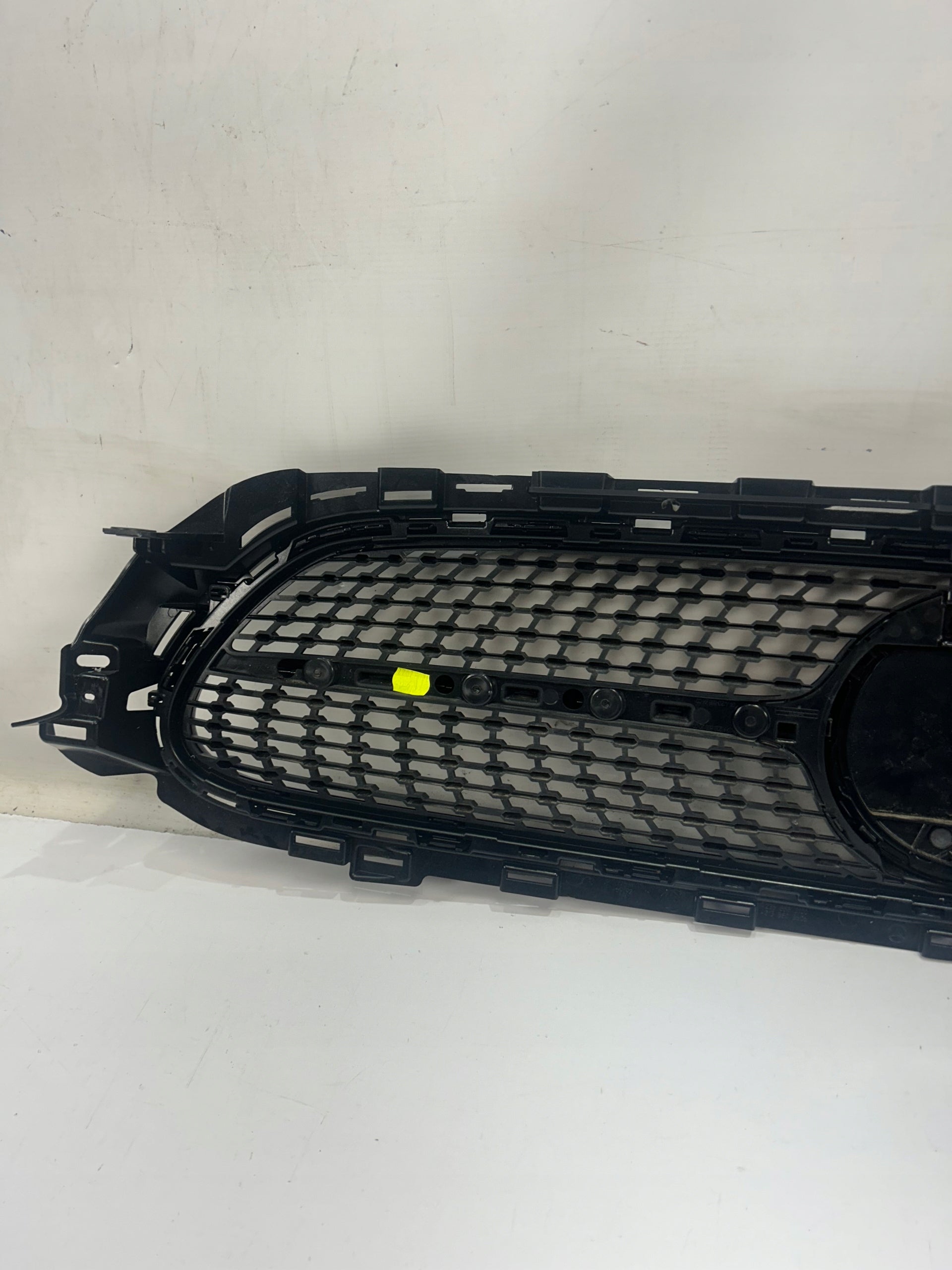 Kühlergrill Mercedes A238 W238 FRONTGRILL A2388883100 Kühlergitter