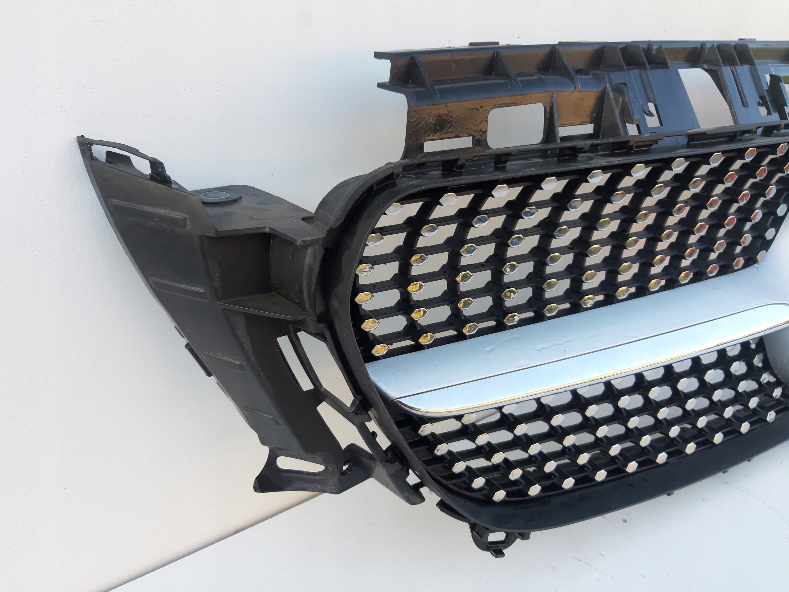 Kühlergrill Mercedes E 238 W238 FRONTGRILL A2388880400 Kühlergitter