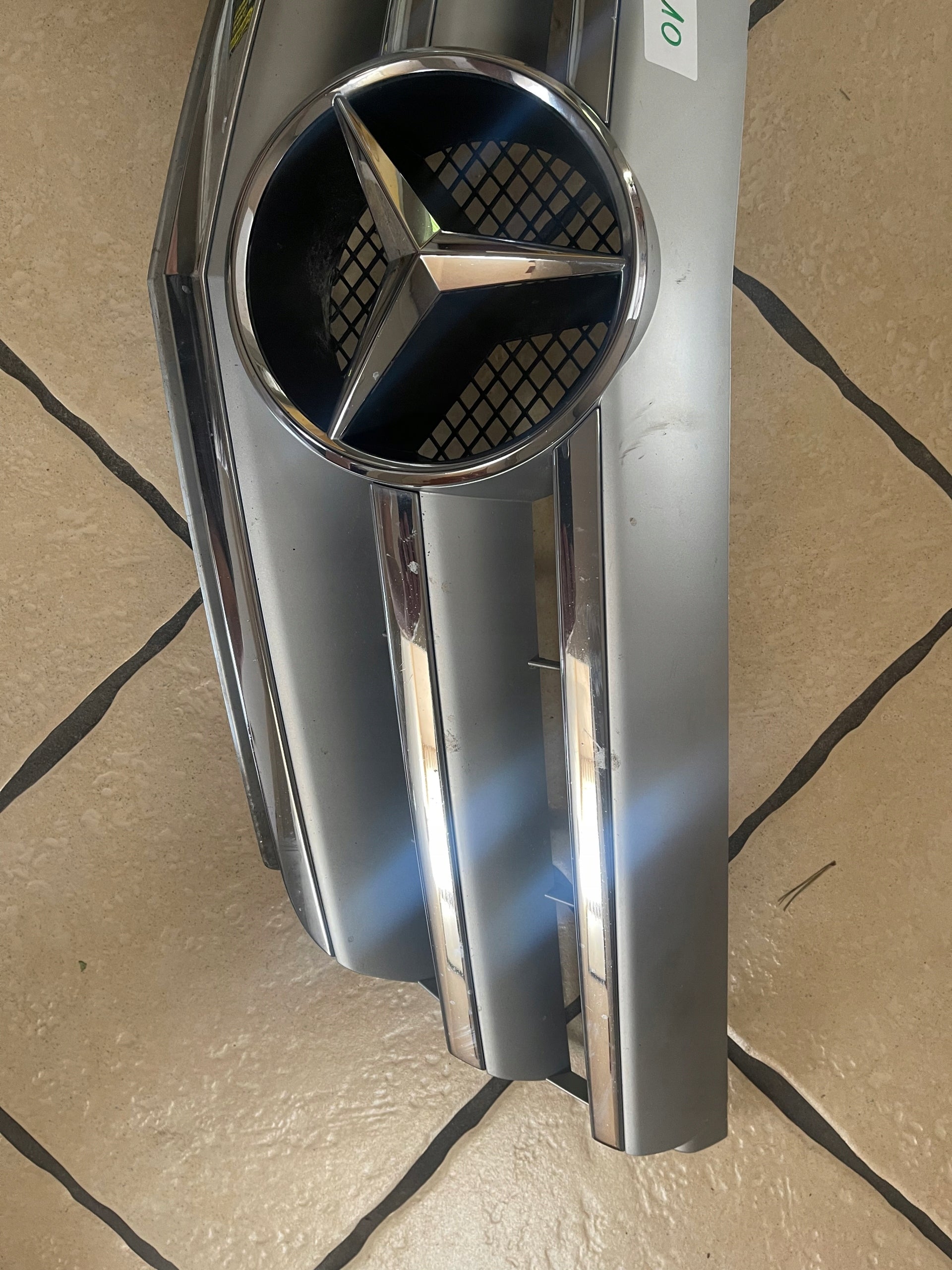 Kühlergrill Mercedes W245 FRONTGRILL Kühlergitter