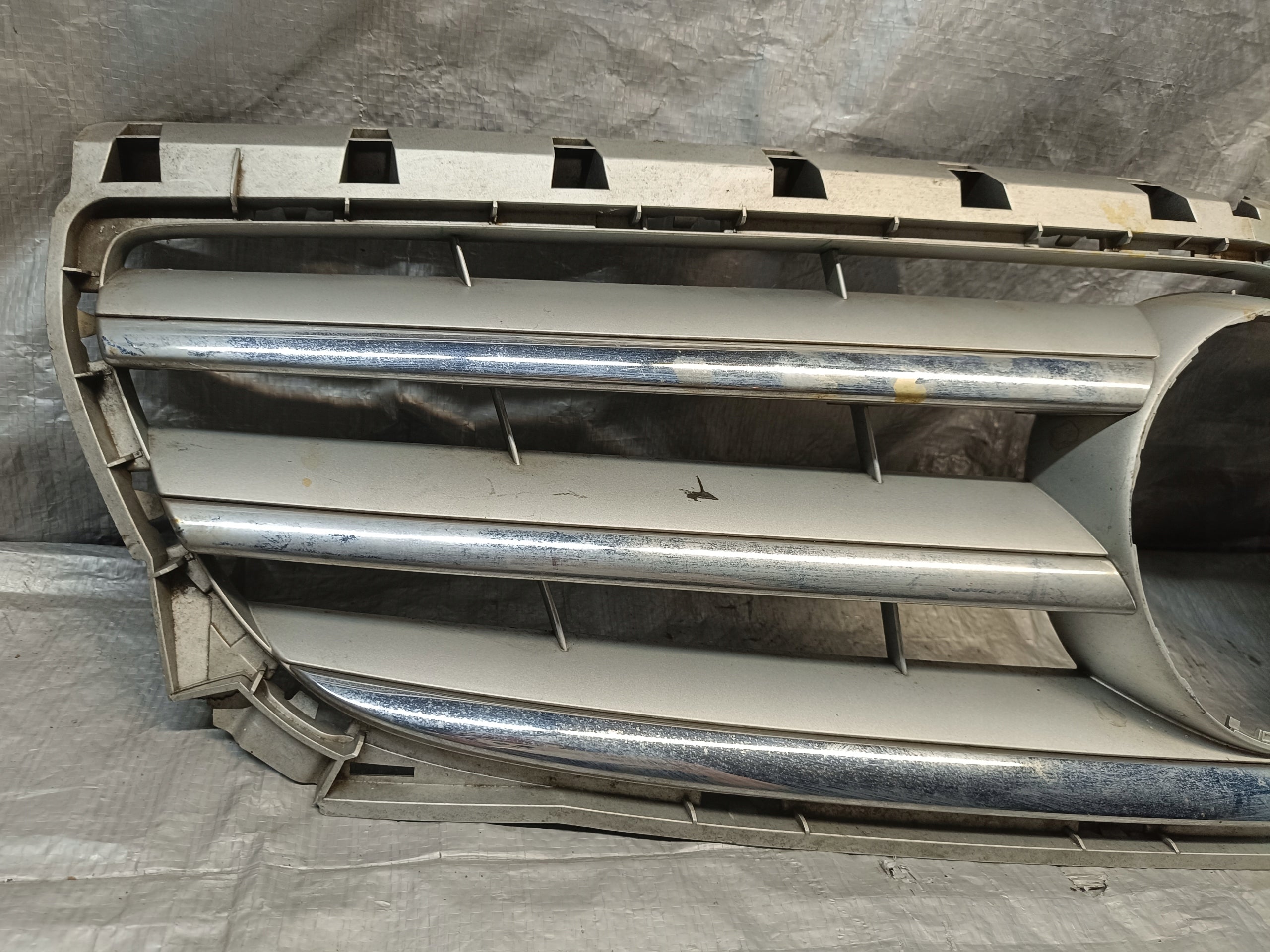 Kühlergrill Mercedes A246 W246 FRONTGRILL A2468880160 Kühlergitter