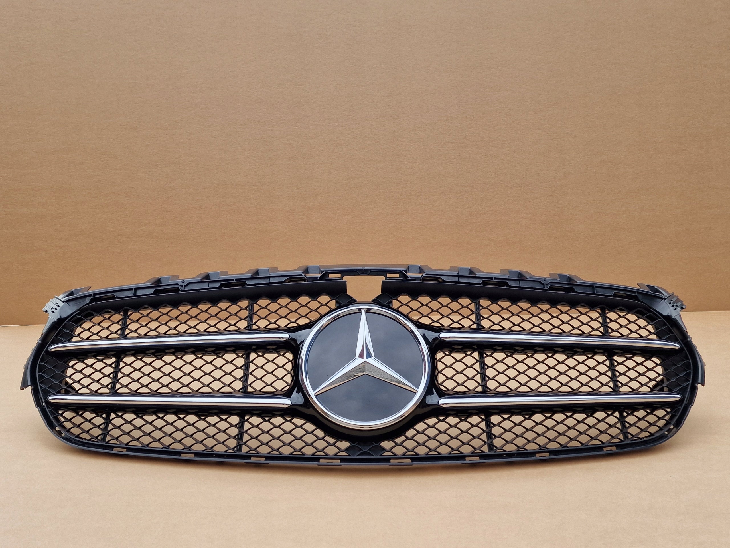  Kühlergrill Mercedes W247 FRONTGRILL A0008171001 Kühlergitter product image