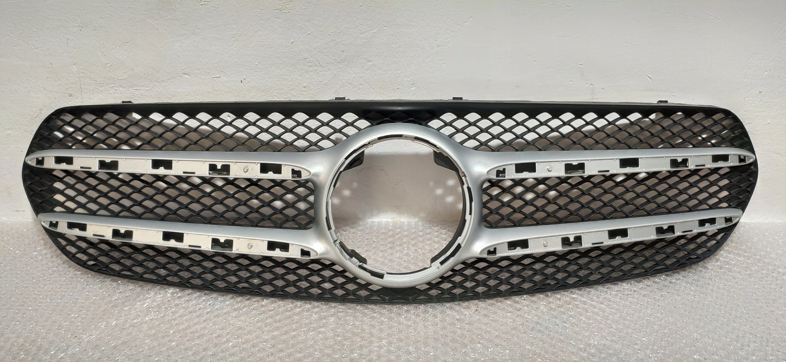 Kühlergrill Mercedes W247 FRONTGRILL A2478881300 Kühlergitter