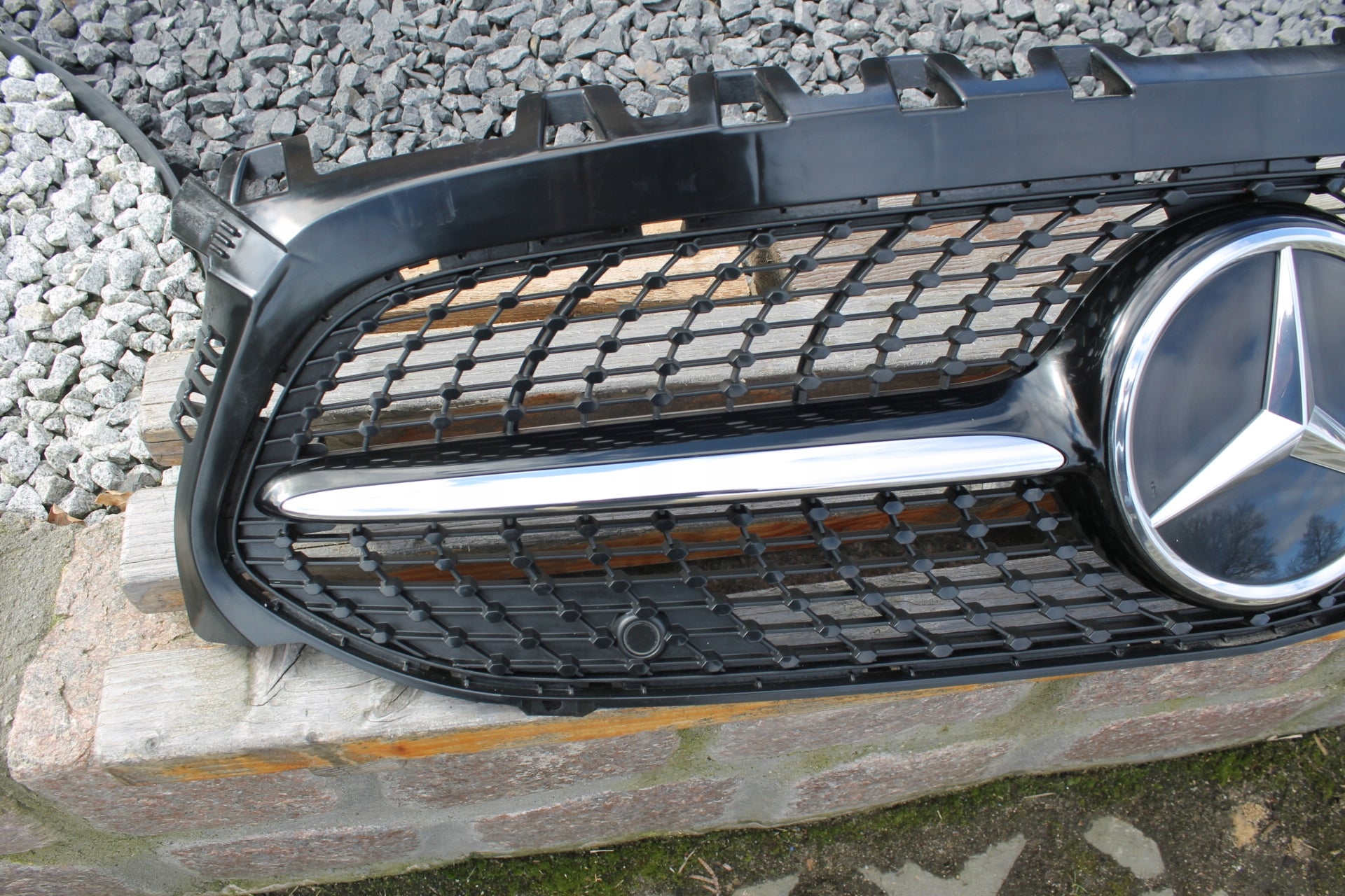 Kühlergrill Mercedes W247 FRONTGRILL Kühlergitter