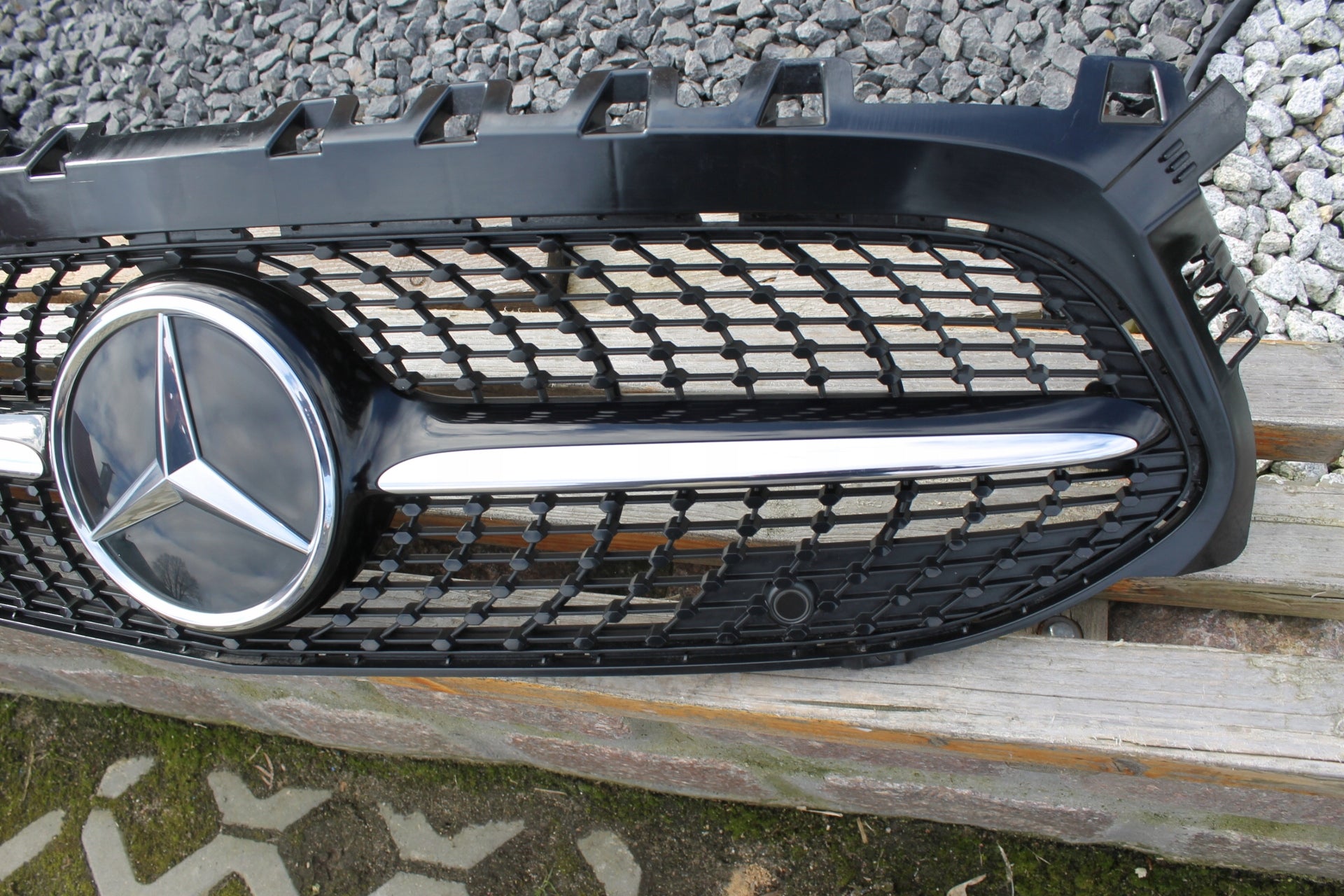 Kühlergrill Mercedes W247 FRONTGRILL Kühlergitter