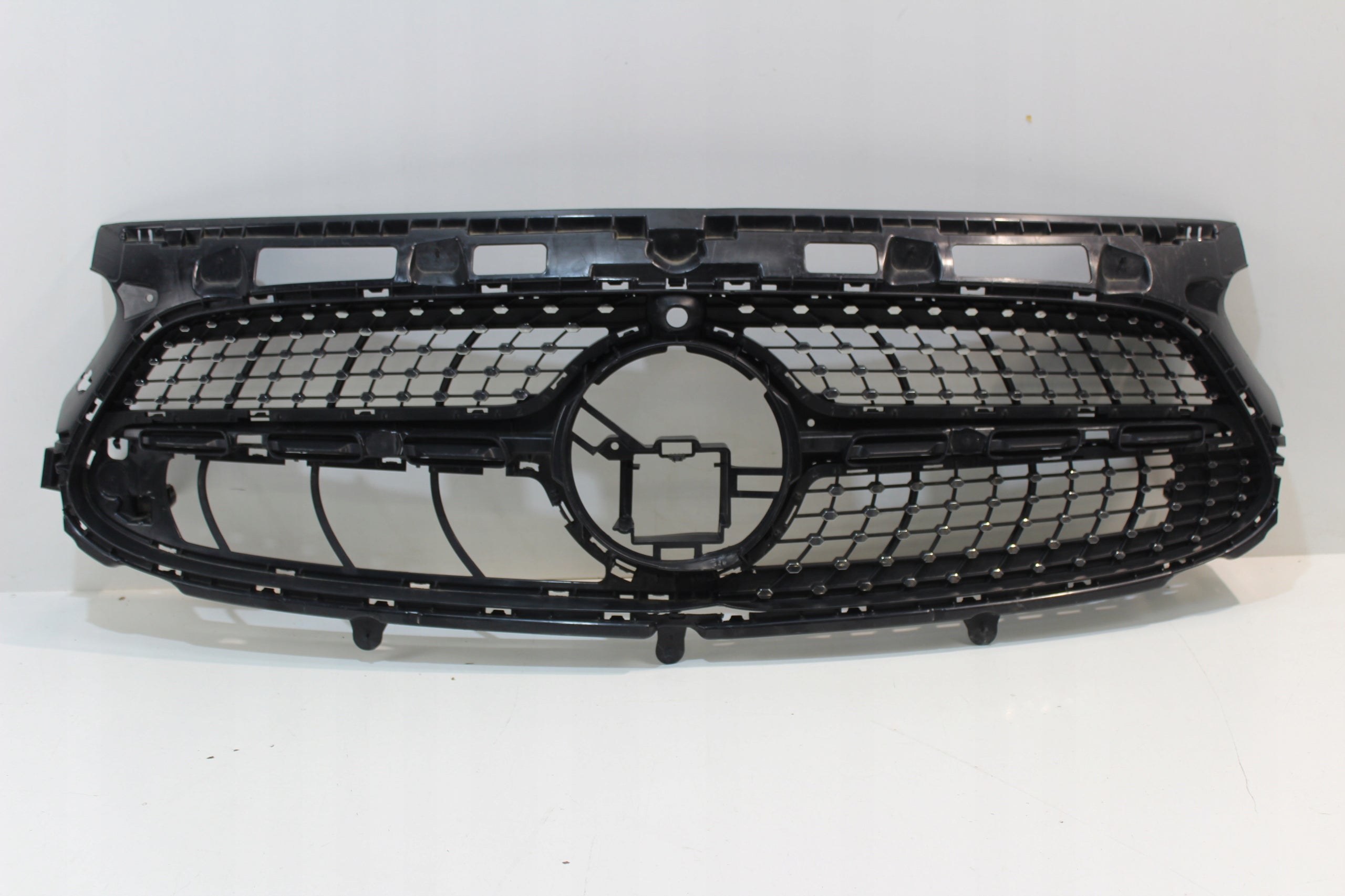  Radiator grille Mercedes A247 W247 GLA 247 FRONT GRILL A2478883901 Radiator grille  product image