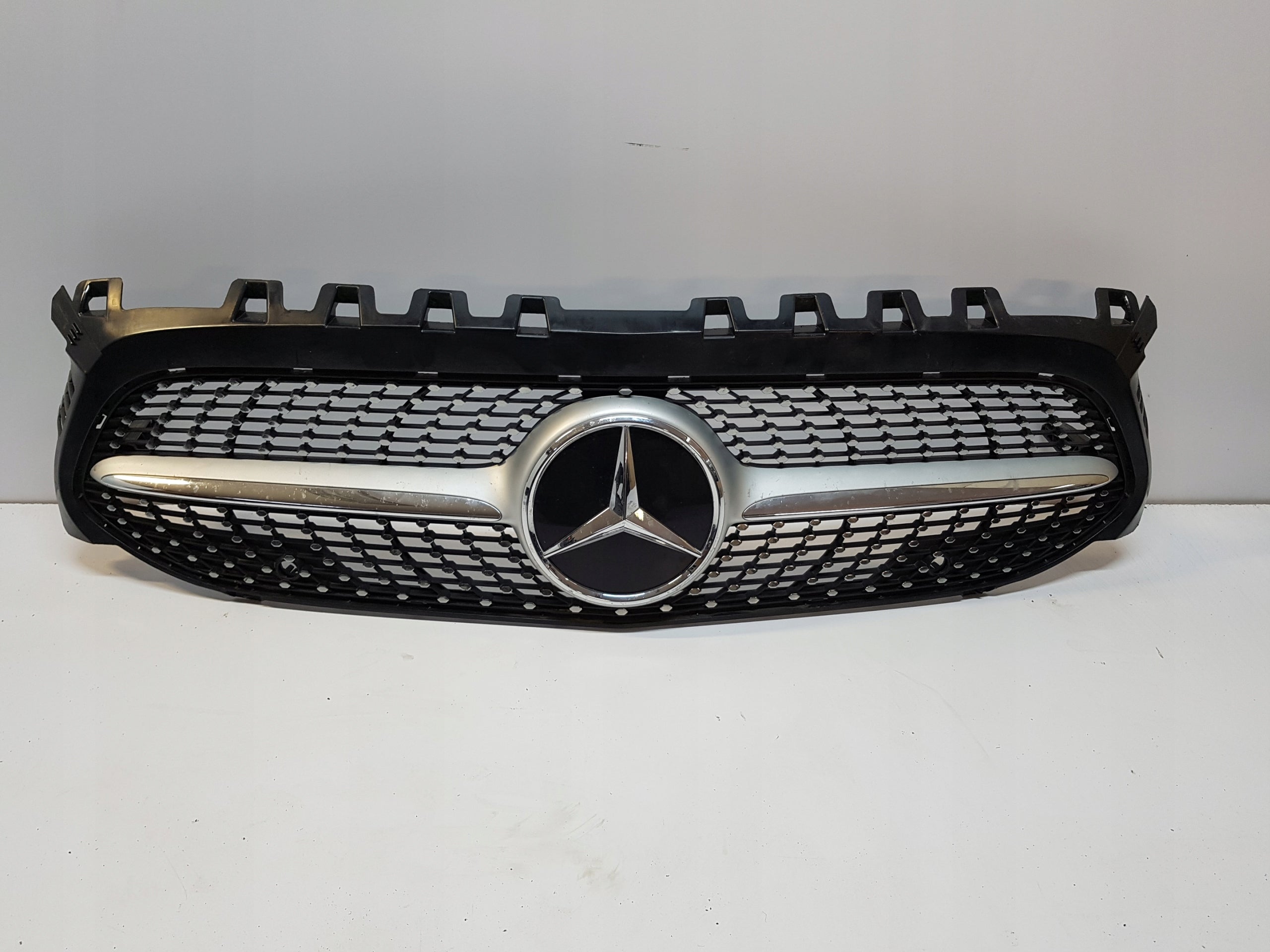  Kühlergrill Mercedes A247 W247 FRONTGRILL A2478882900 Kühlergitter product image