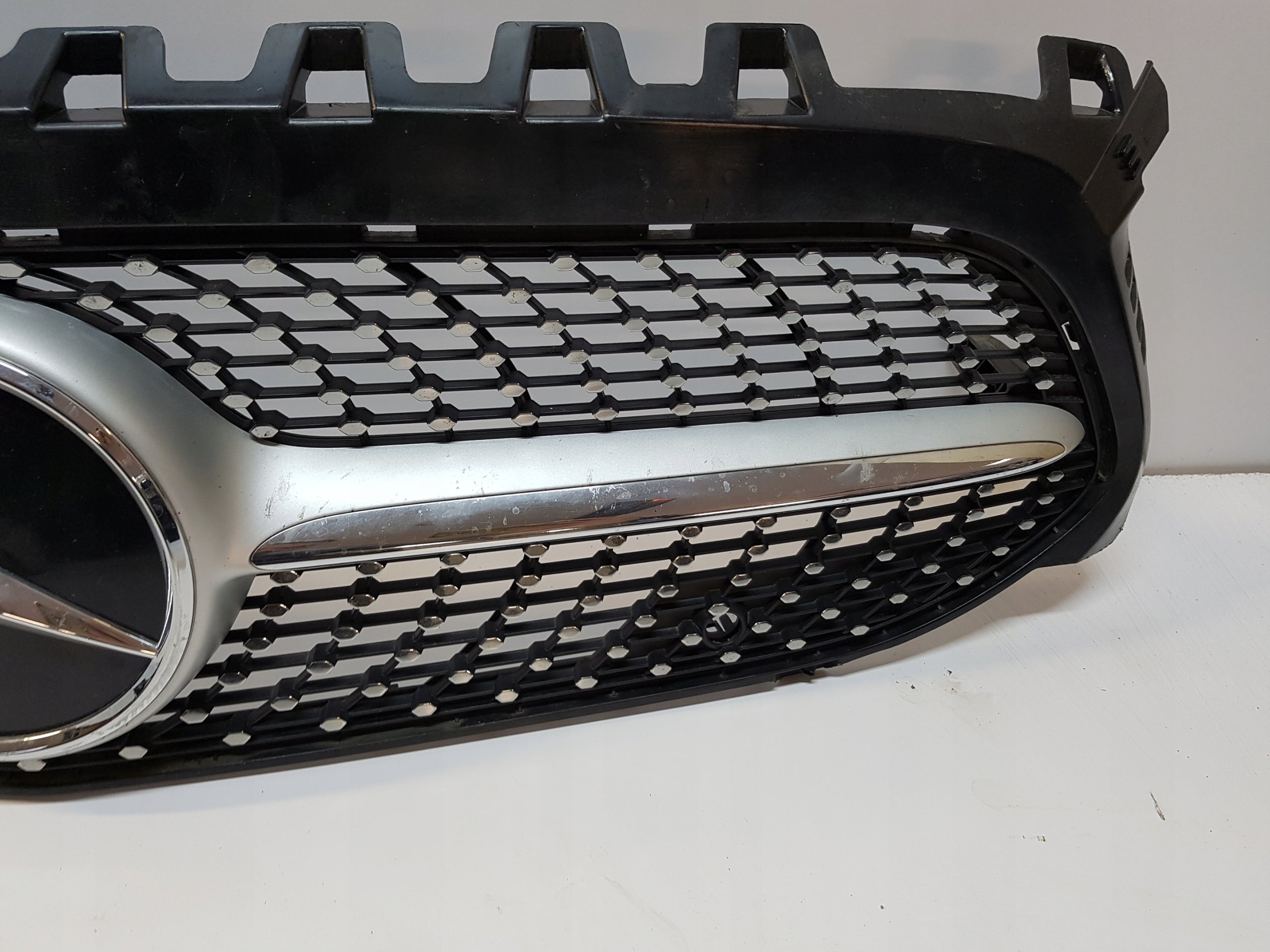 Kühlergrill Mercedes A247 W247 FRONTGRILL A2478882900 Kühlergitter