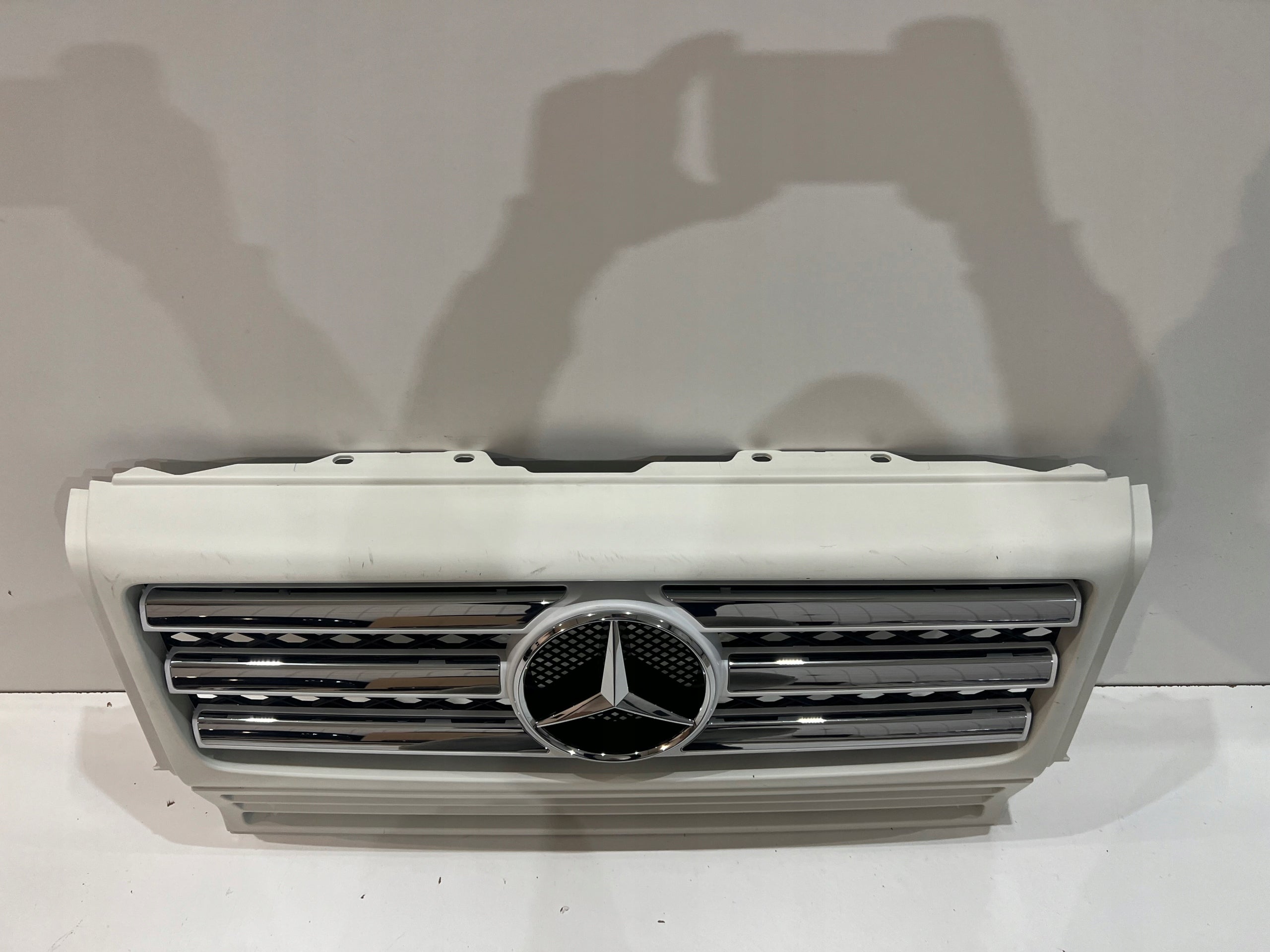 Kühlergrill Mercedes W463 FRONTGRILL A4638800323 Kühlergitter