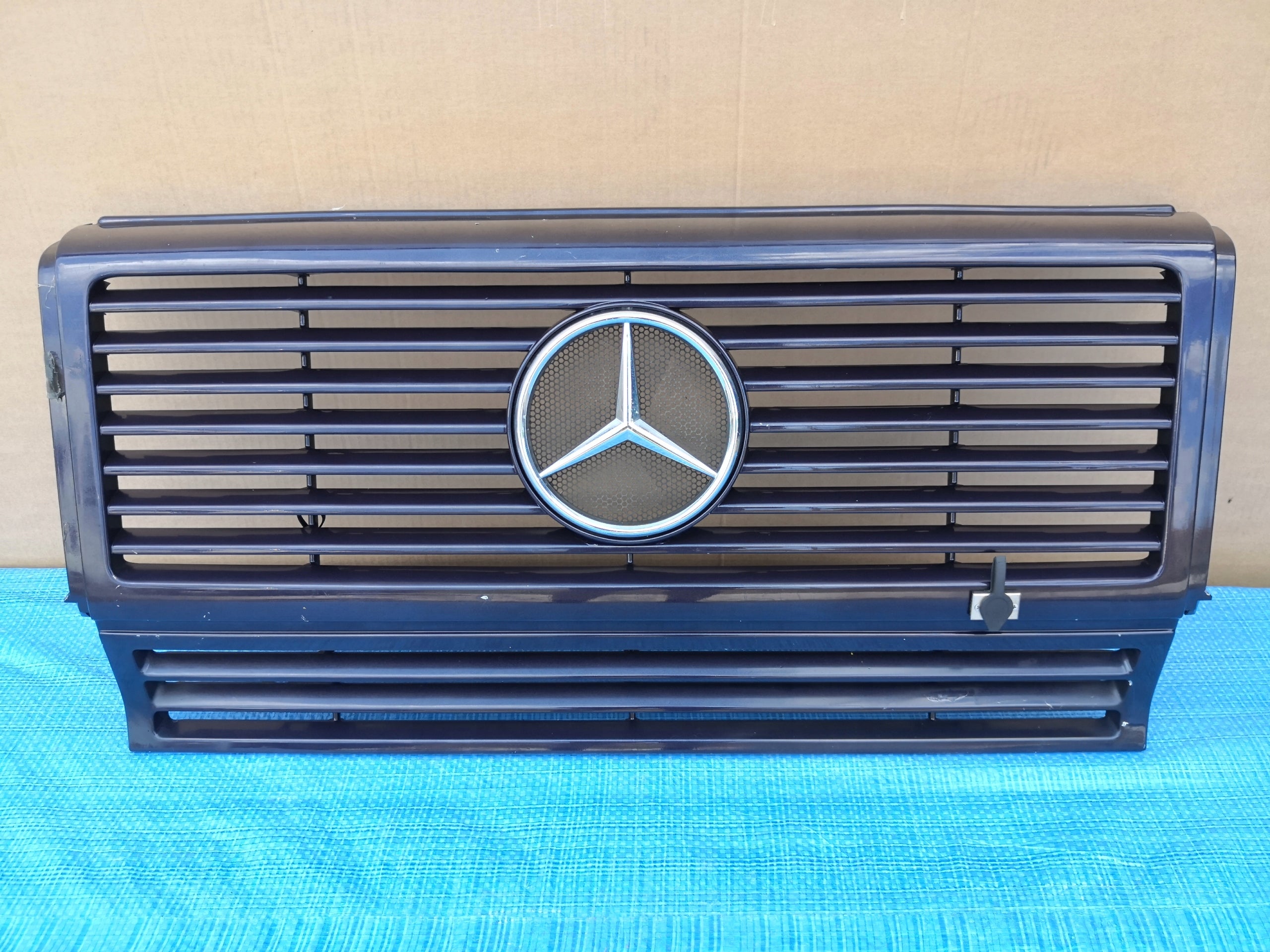 Kühlergrill Mercedes W463 FRONTGRILL A4638880015 Kühlergitter