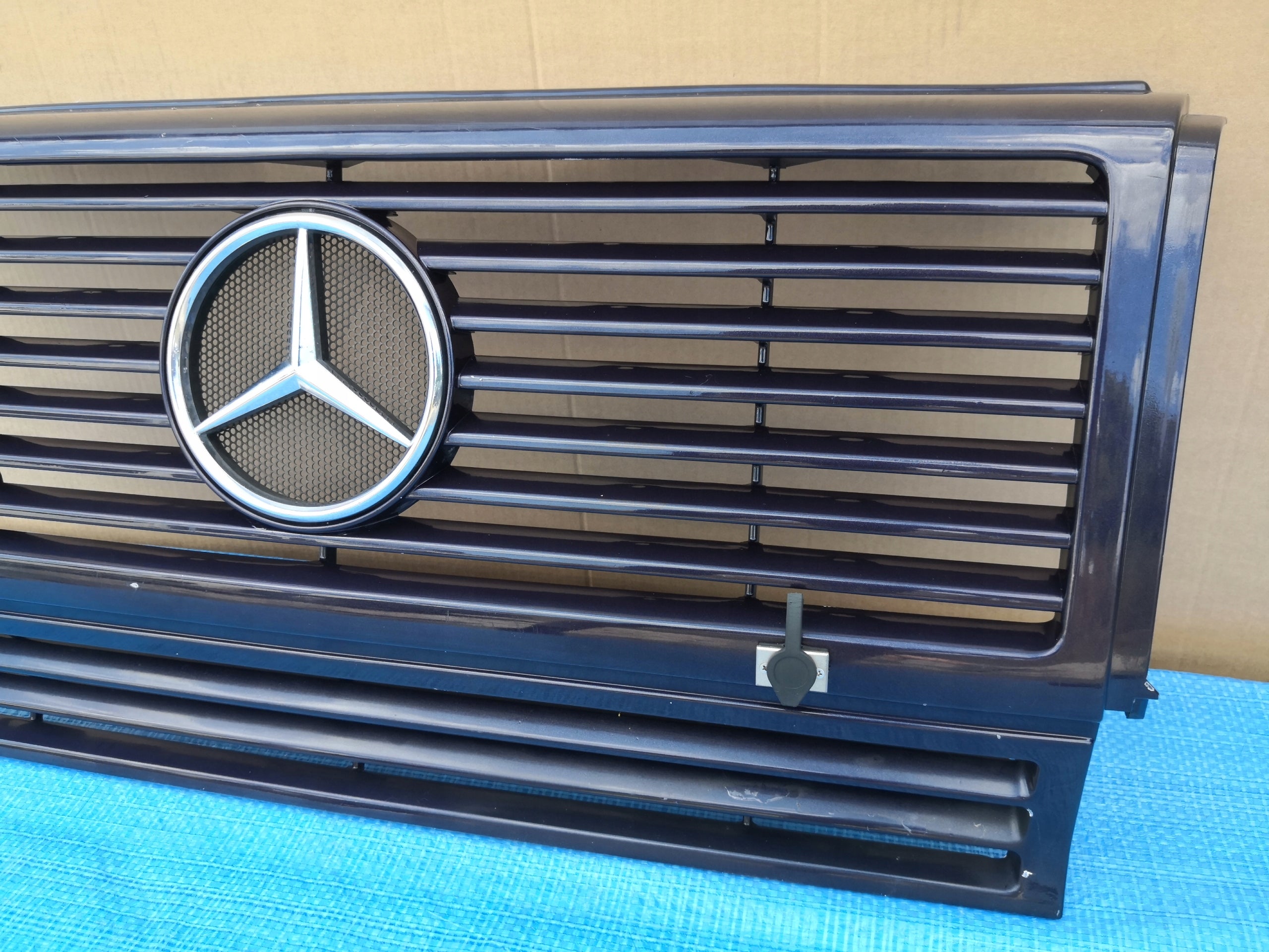 Kühlergrill Mercedes W463 FRONTGRILL A4638880015 Kühlergitter