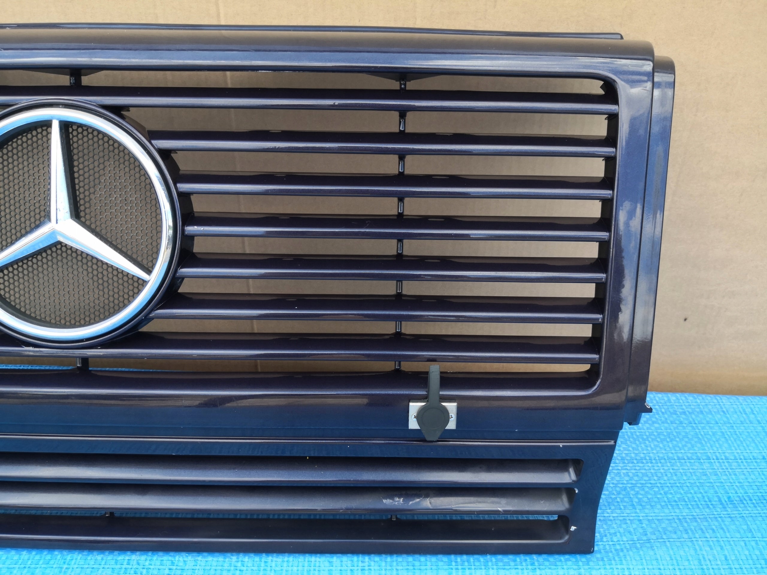 Kühlergrill Mercedes W463 FRONTGRILL A4638880015 Kühlergitter